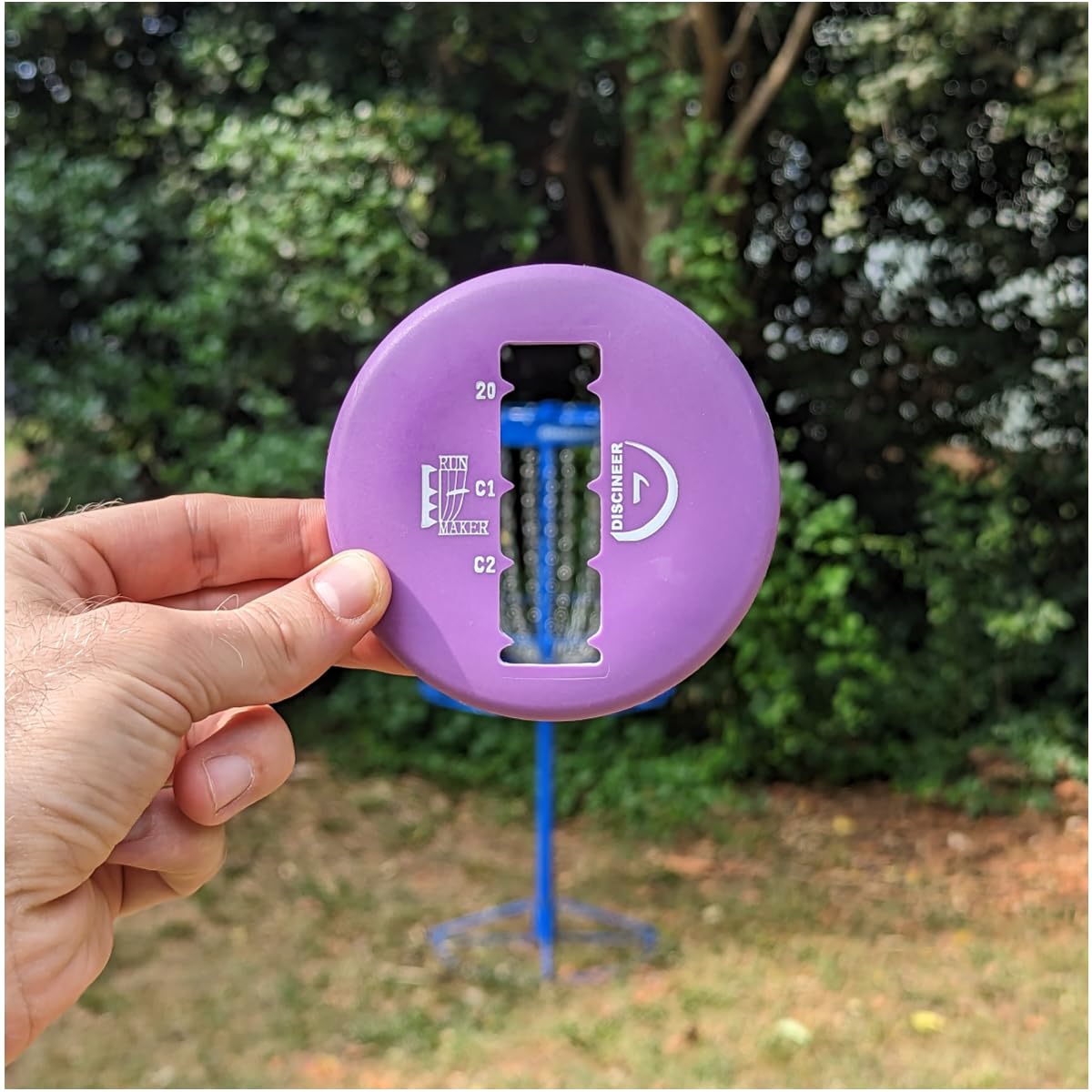 Innova Discineer Run Maker Disc Golf Mini Marker | Built-in Distance Rangefinder for Circle 1 & 2 | Easily Find Distance to Basket | Disc Golf Accessory (Colors Vary)