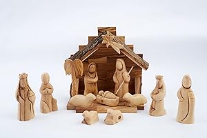 Handcrafted Olive Wood Nativity Scene: Bethlehem Artisans' Masterpiece