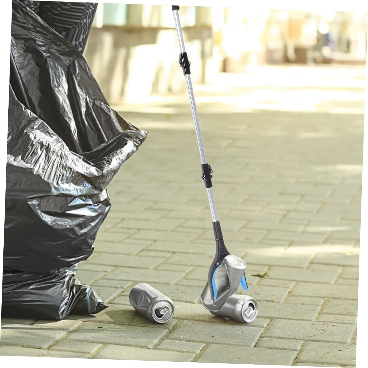 Garbage Clamp Locking Hinge Trash Picker Grabber for Elderly Reusable Tong Easy to Use Store Aluminum Pp Material