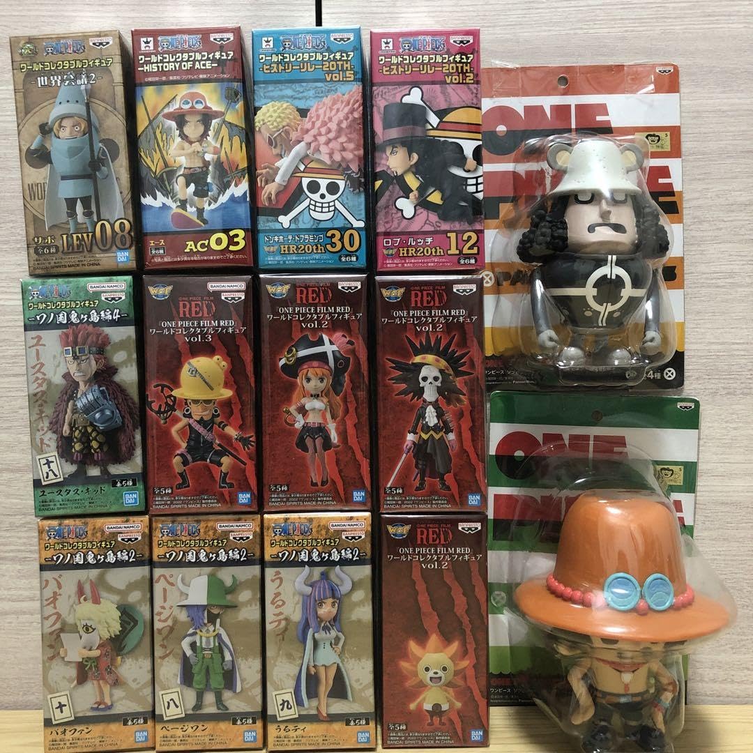 Amazon.co.jp: .ワンピースワーコレ12体＆ワンピースソフビフィギュア2 
