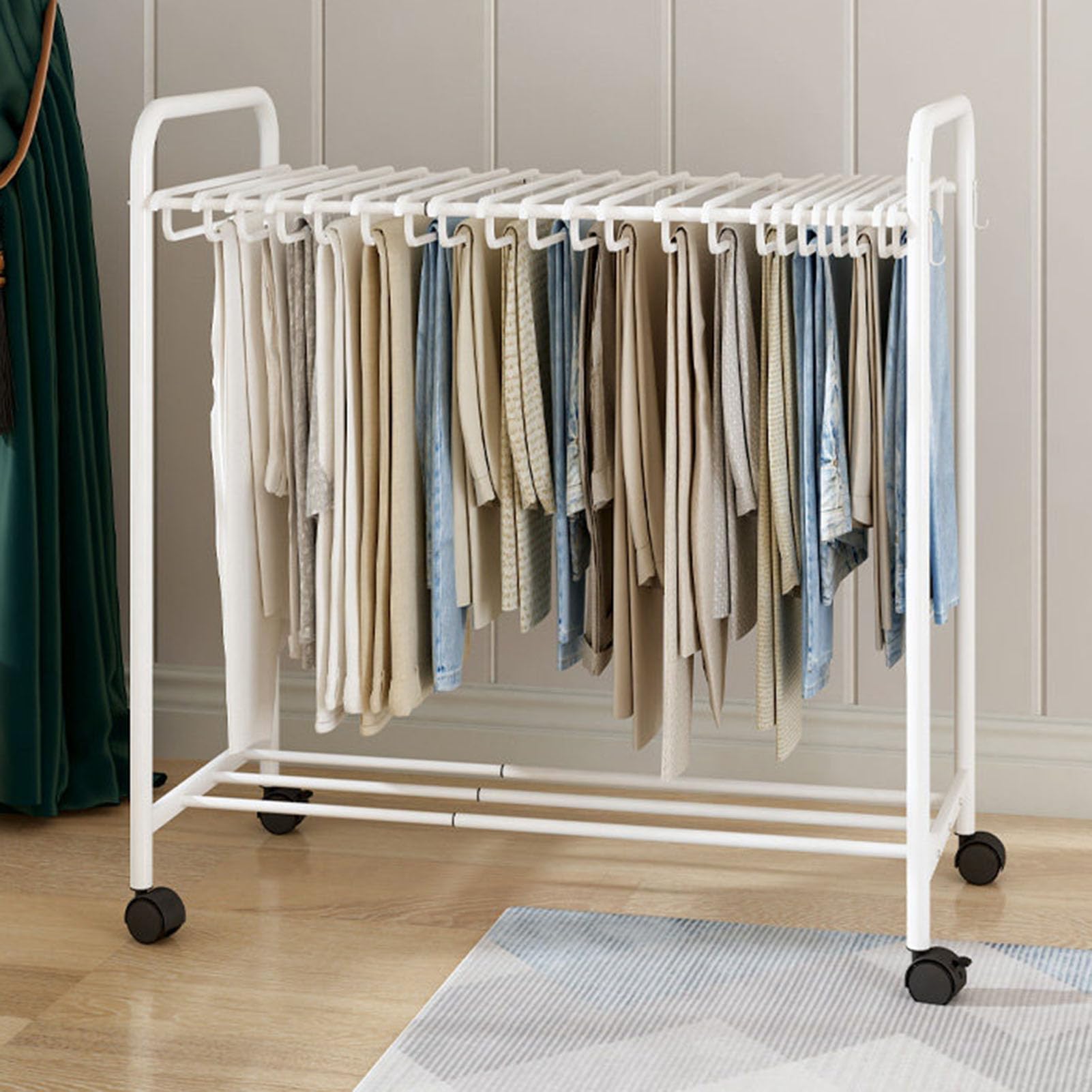 Appendiabiti telescopico da pavimento, espositore multifunzione per pantaloni, carrello organizer per pantaloni, sciarpe, asciugamani con 20 grucce