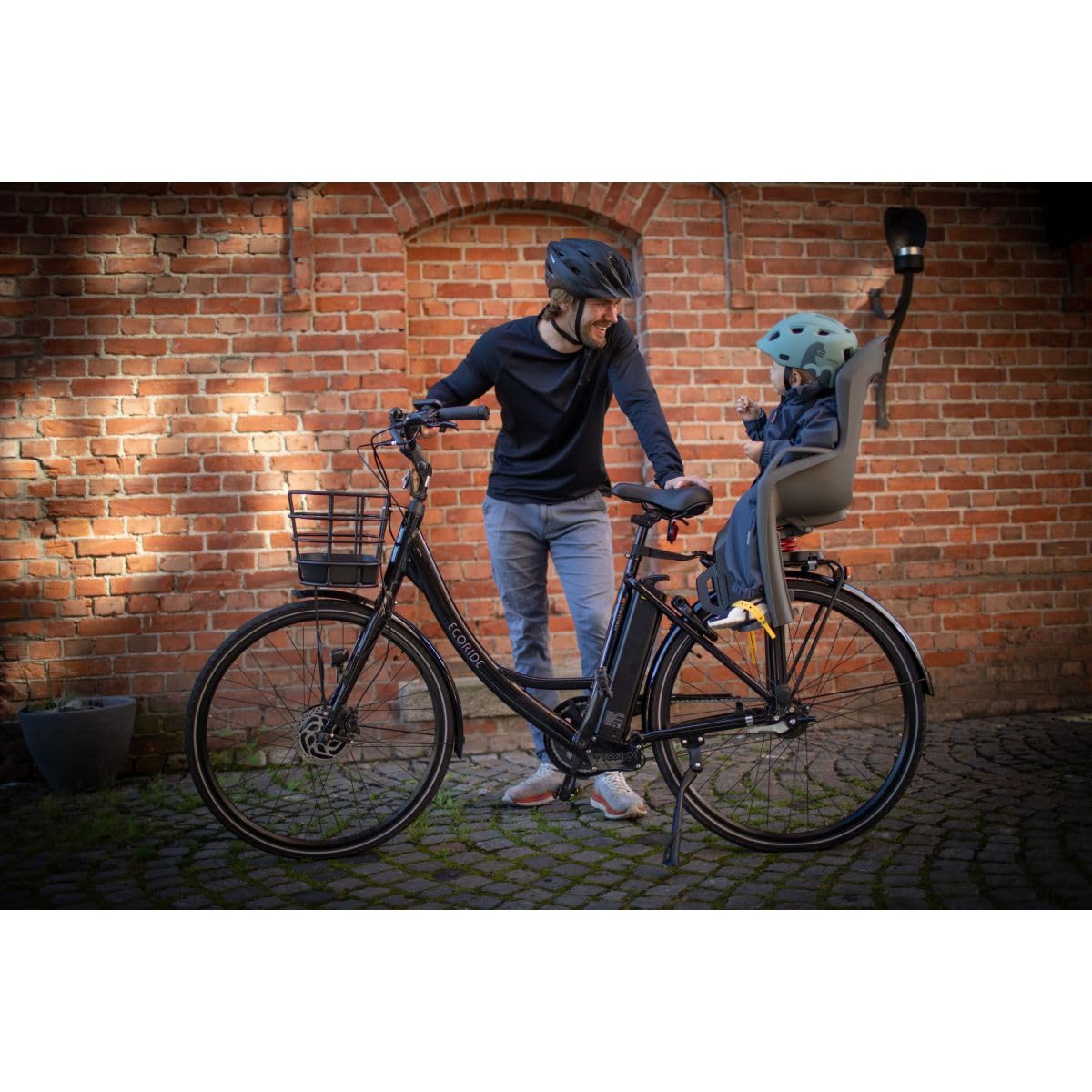Hamax - Porte-bébé Amiga Gris - Fixation Porte-Bagage - Suspension intégrée - pour Enfants jusqu'à 27 kg - Antivol intégré - Compatible vélos électriques - Harnais 3 Points - Confort Optimal