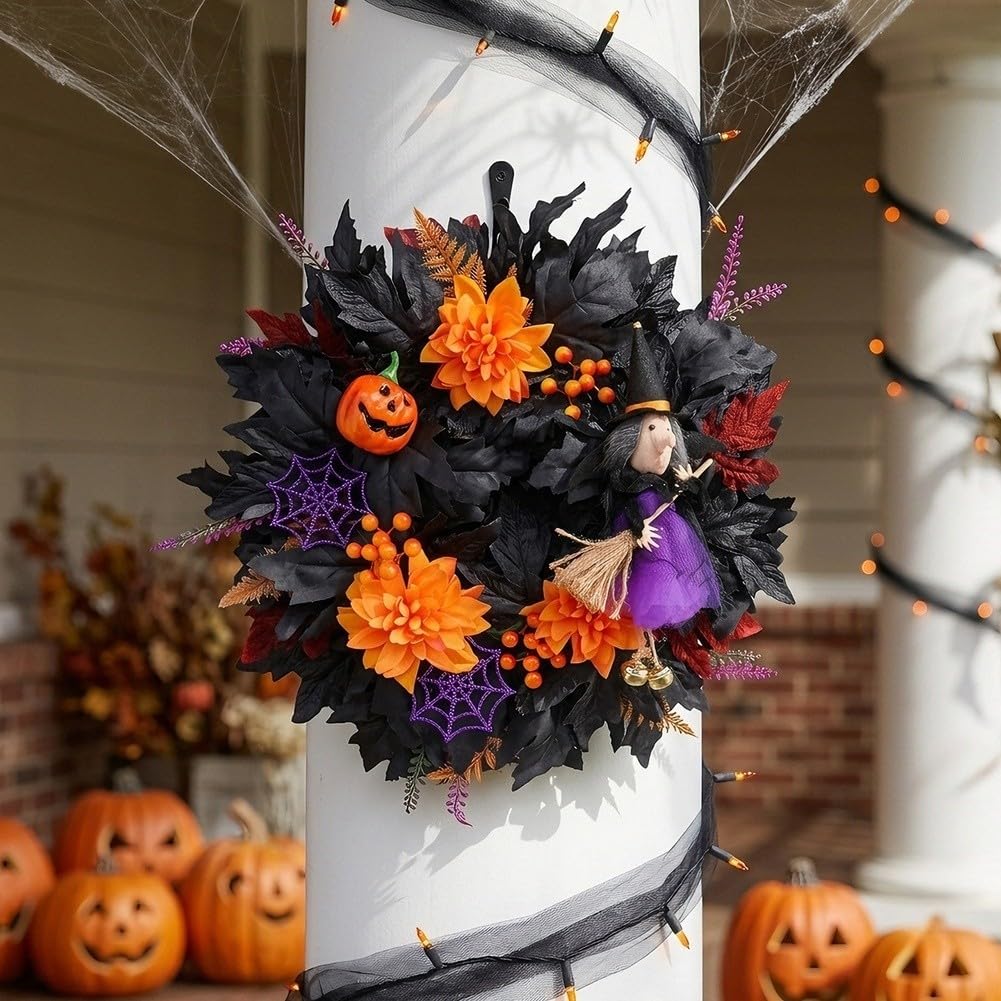 Świąteczny wieniec na drzwi Halloween z dynią czarownicy