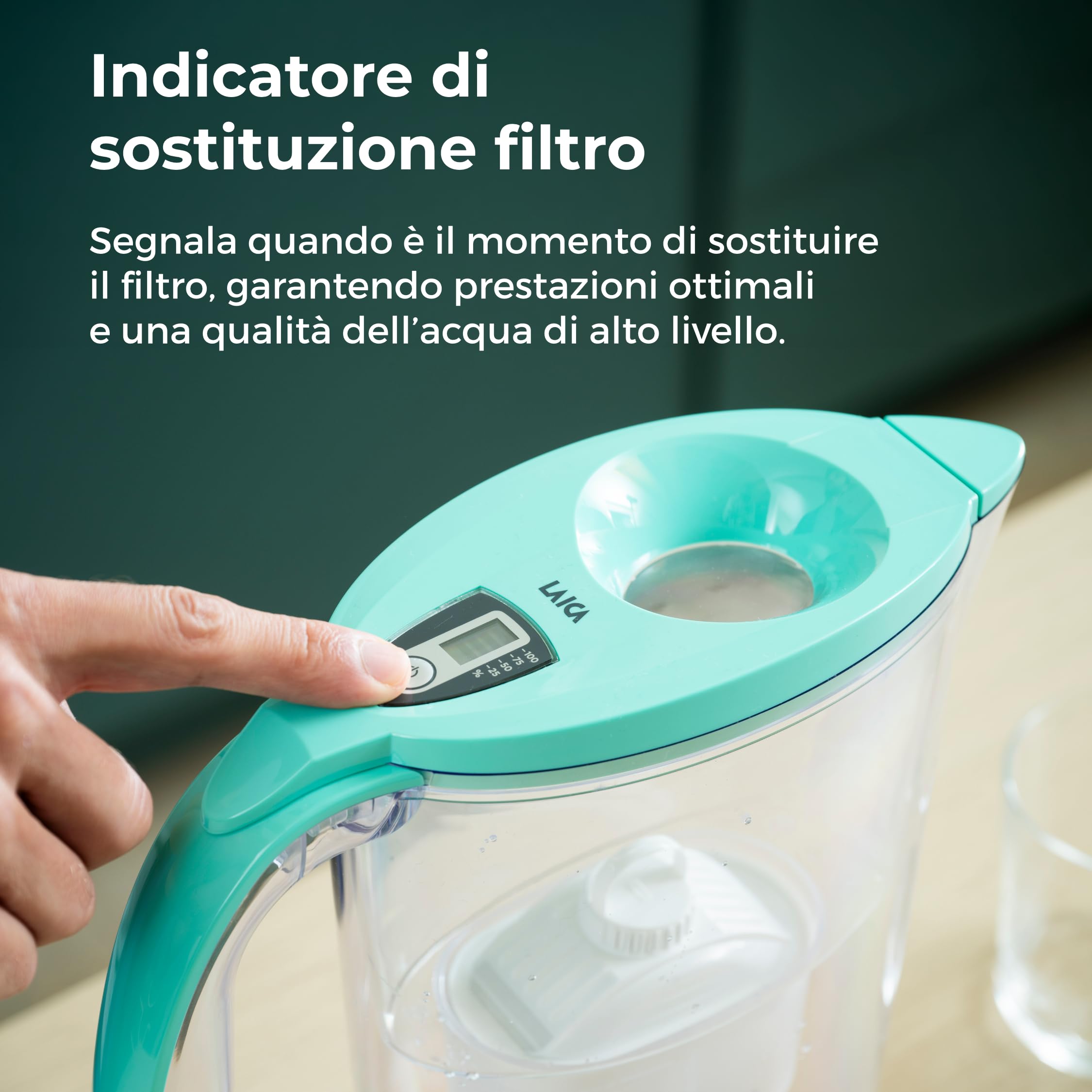 LAICA Stream Line bi-flux healthexpert Caraffa Filtrante - 2,3L Verde Acqua | 1 filtro incluso, riduce PFAS fino al 92%*, aggiunge magnesio, timer digitale e coperchio Quickfill, Made in Italy