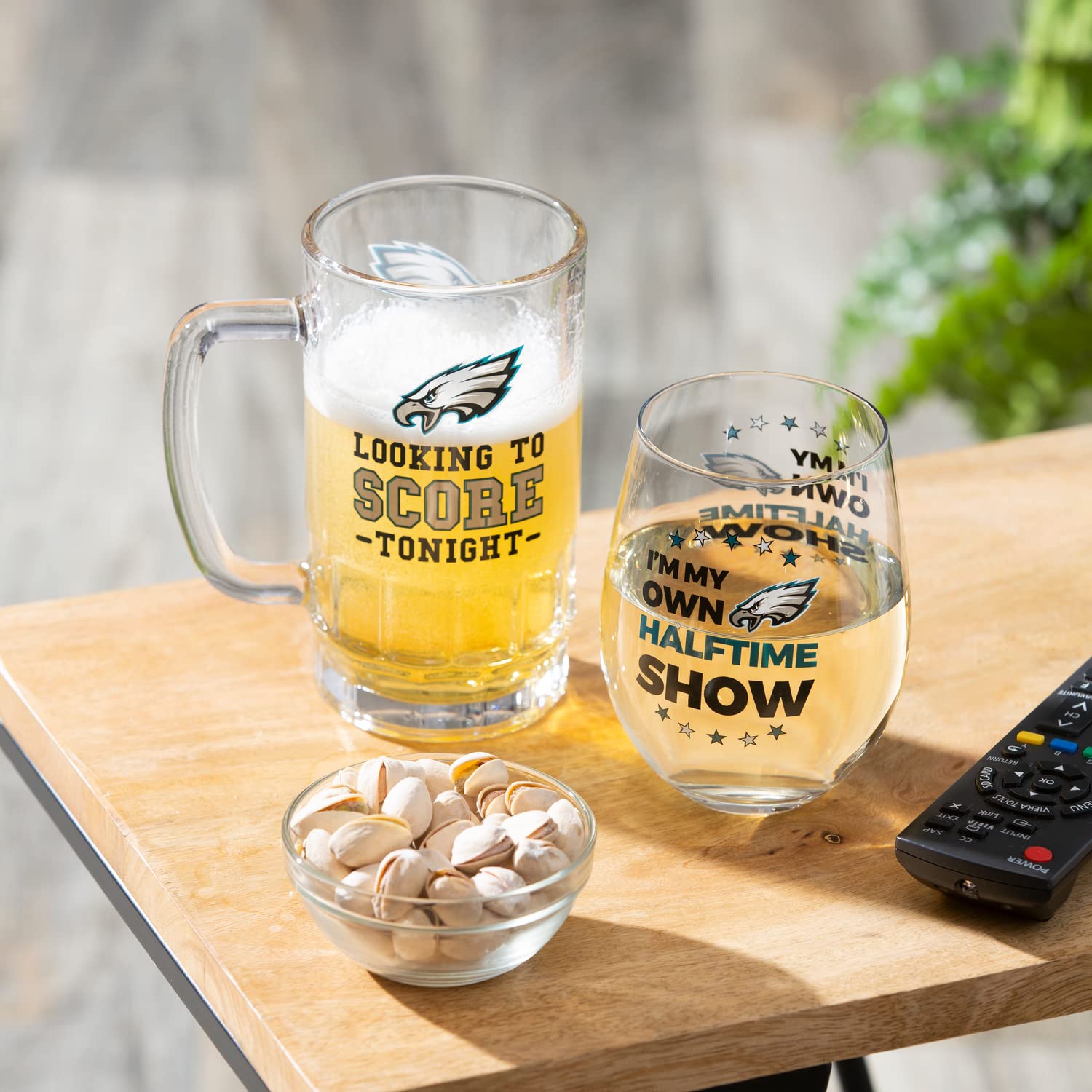 Amazon.com: Team Sports America NFL Philadelphia Eagles, Stemless 17 OZ Wine  Glass & Beer Mug 16 OZ Gift Set with Box | Keeps Drinks Cold | Officially  Licensed : Sports & Outdoors