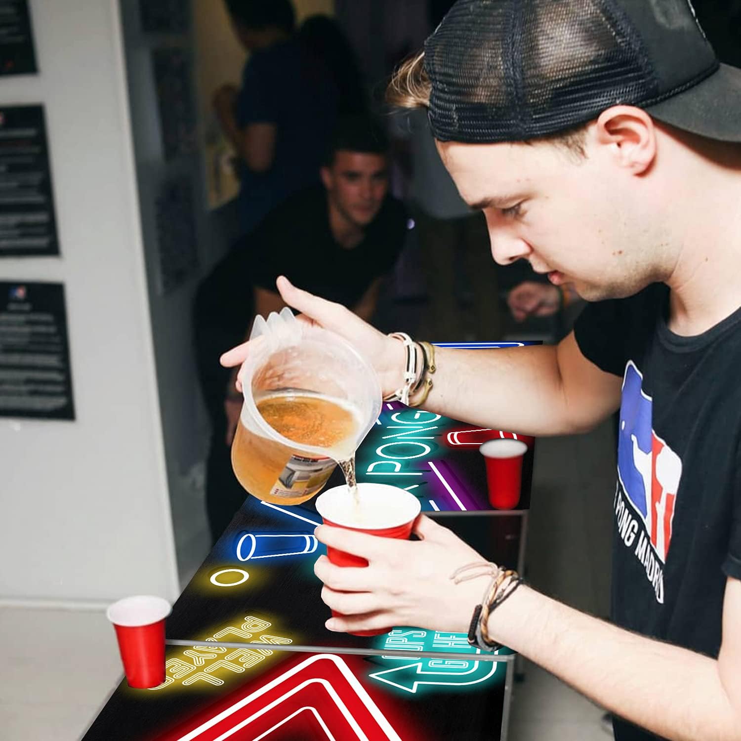 Beer Pong Juego Spotlightholes con Luces LED y Porta Vasos | 1 Mesa 120 Tazas (60 Azules y 60 Rojas) + 6 Bolas | OriginalCup®