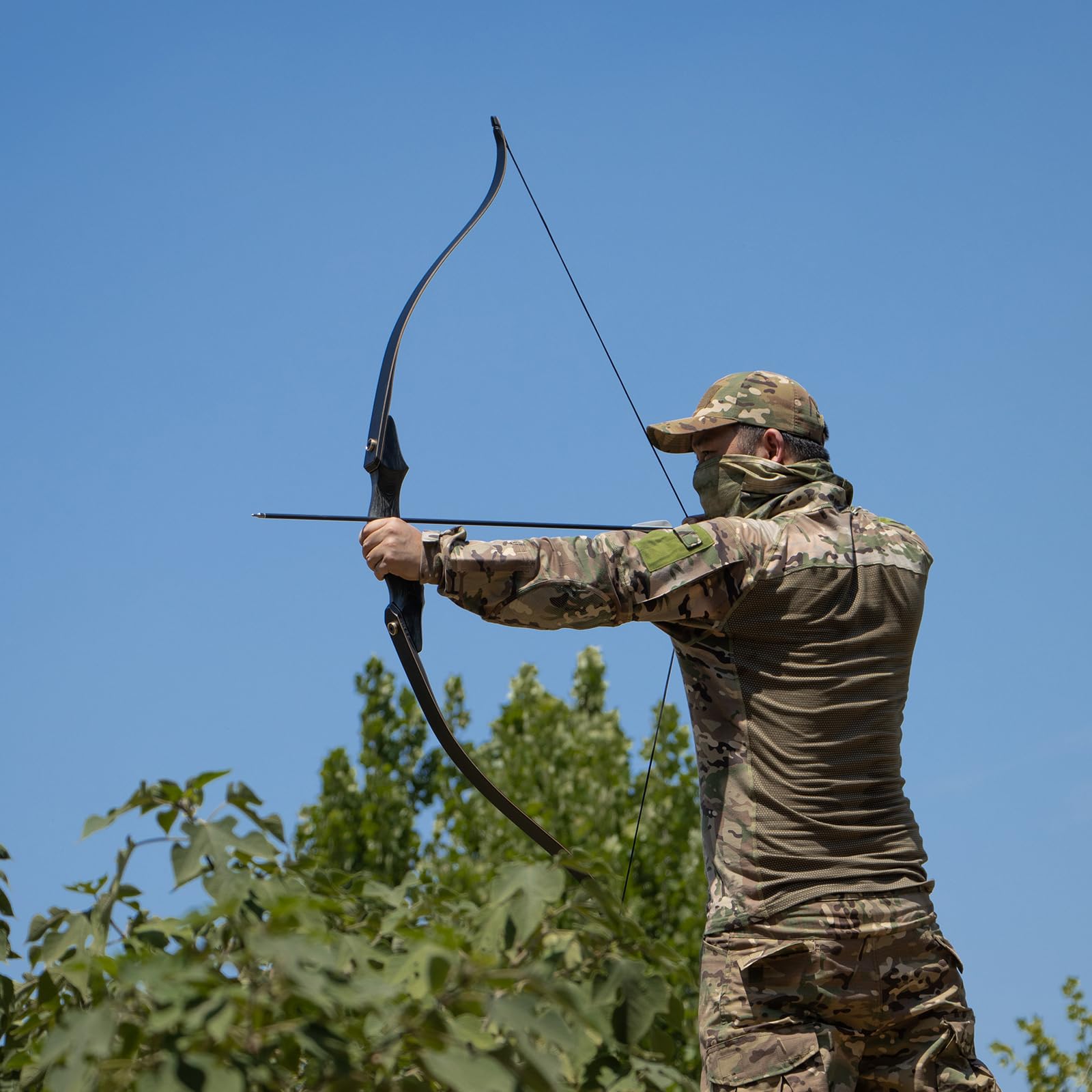 152,4 cm Bogenschießen Recurvebogen Takedown Bogen Jagd Bogen und Pfeil Set Erwachsene Ziel Praxis Wettbewerb Survival Longbow Rechte Hand 13,6-22,7 kg mit 6 Kohlepfeilen