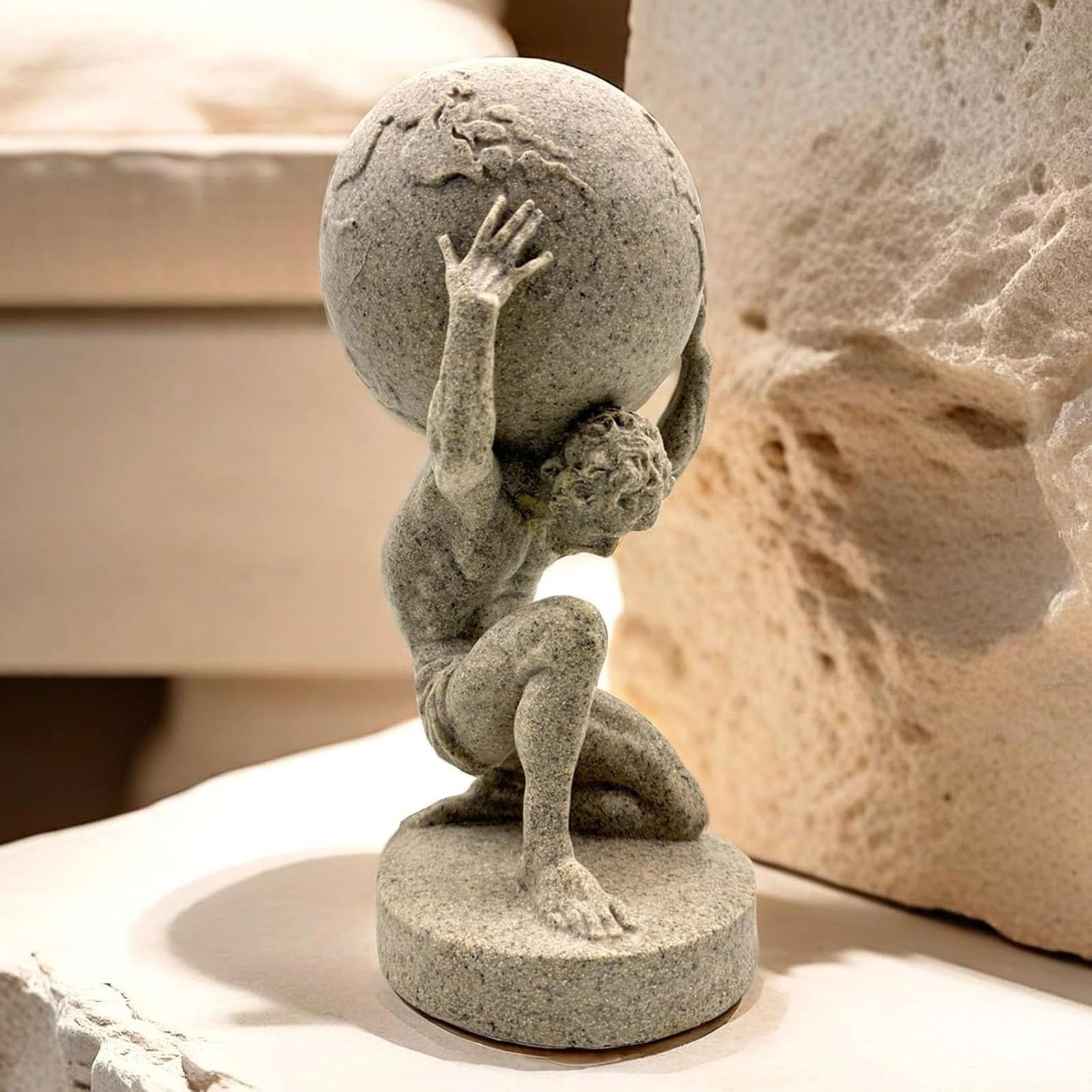 Dekoracja artystyczna statuetka rzeźba - figurka dekoracyjna na biurko, 25 cm grecki atlas trzymający rzeźbę świata, ozdoba na biurko śmieszne prezenty, abstrakcyjna figurka