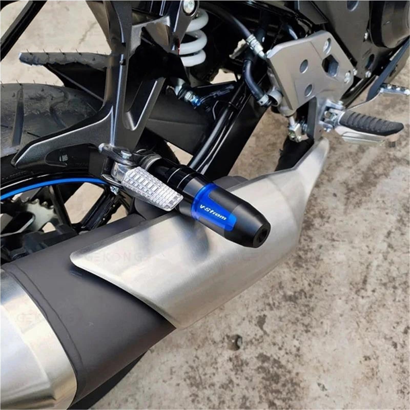 Zabezpieczenie przed upadkiem Suwaki Ramy Wydechu Motocykla Crash Pady Ochraniacze Przed Upadkiem Do SUZUKI GSX-S 750 1000 GSX-S750 GSX-S1000 GSXS Uaktualnij akcesoria(Titanium A)