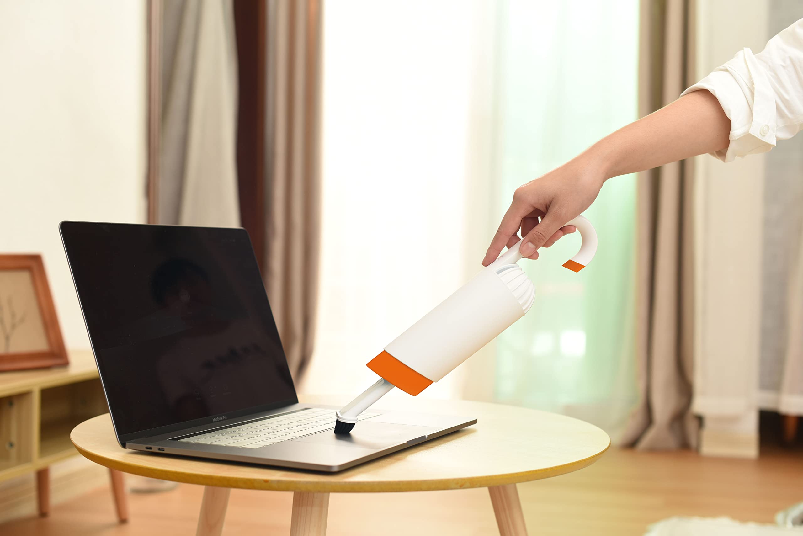 Amazon | forêt ハンディクリーナー 充電式 フック付き ホワイト