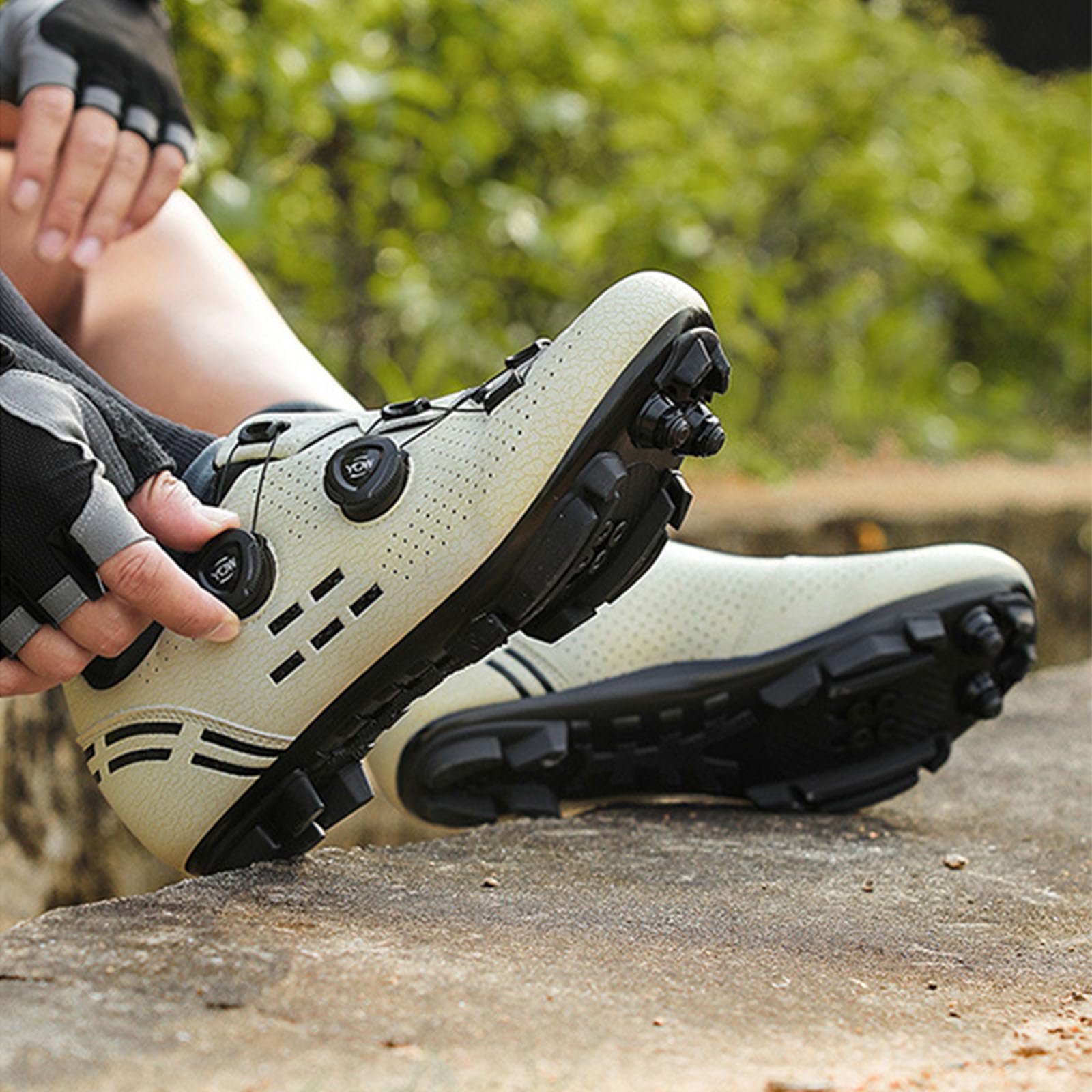 Zapatillas de Ciclismo Montaña para Hombre, Zapatos Bicicleta de Carretera Exterior MTB Compatible con SPD Pedales 2 Tornillos con Calas Respirables Antideslizantes