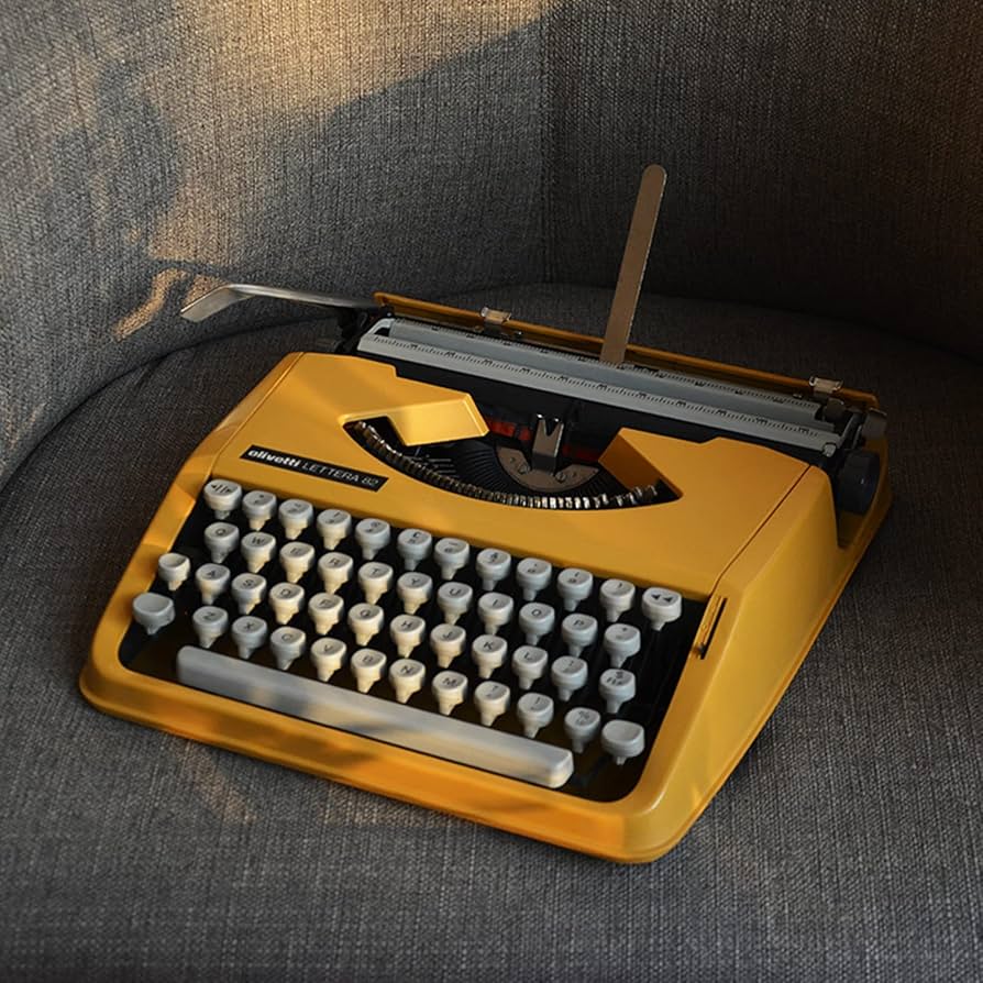 olivetti leuera32 タイプライター 昭和レトロ olivetti leuera32 タイプライター 昭和レトロ olivetti