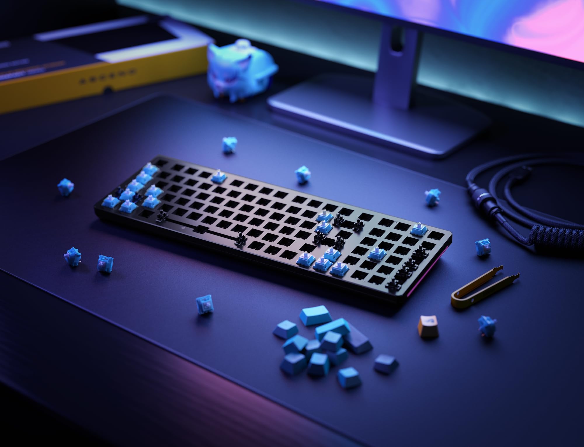 Glorious Gaming GMMK 2 Full Size (96%) Barebones (tylko obudowa) – obudowa gamingowej klawiatury mechanicznej, pełny rozmiar, aluminium, konfigurowalna, RGB, układ amerykański/ANSI - Czarny