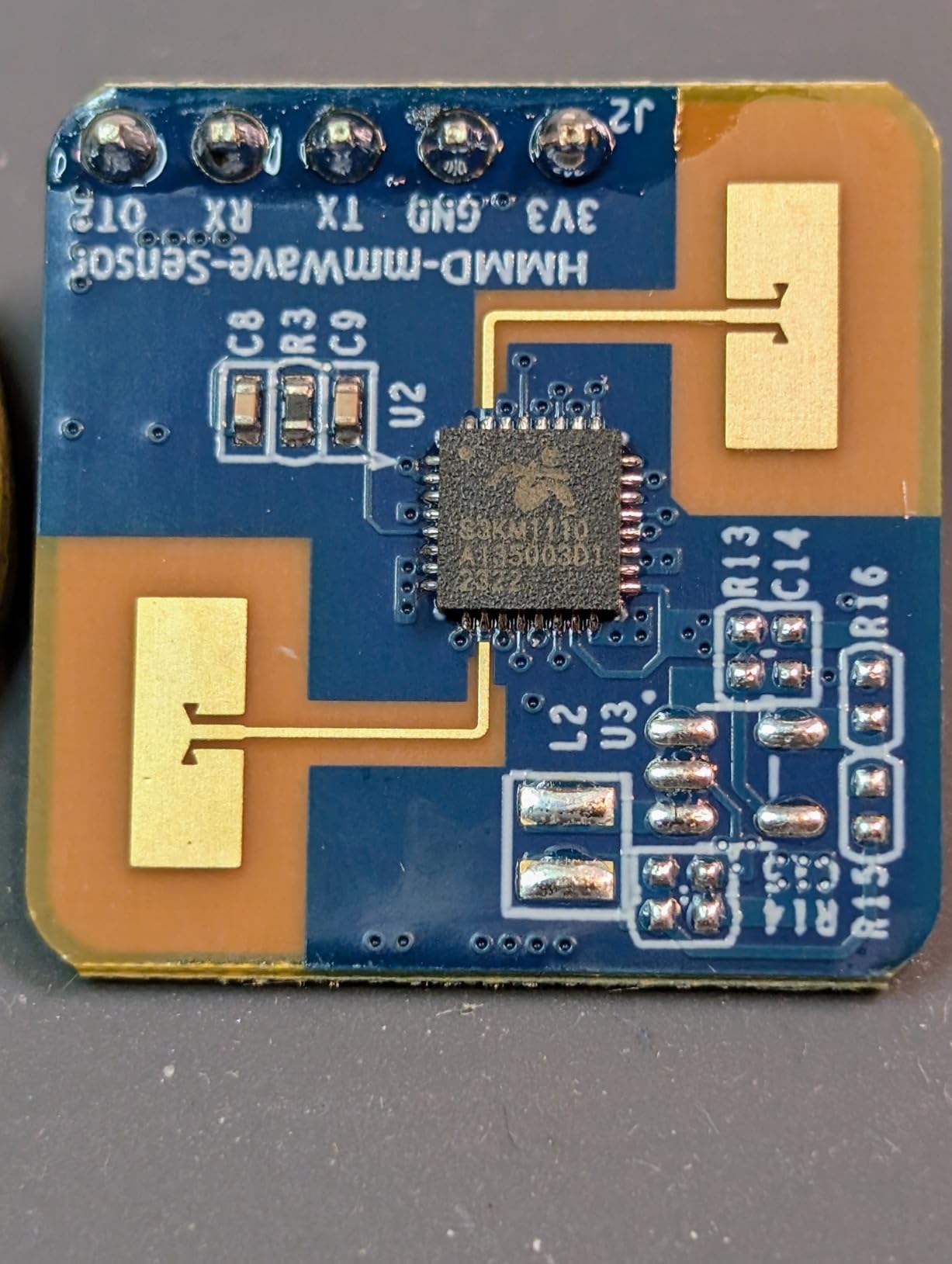 Produktbild von S3KM1110 Radarsensor – 24 GHz FMCW, Reichweite 0,75–6 M, ±60° Erfassung, Für Bewegungs- & Mikrobewegungserkennung