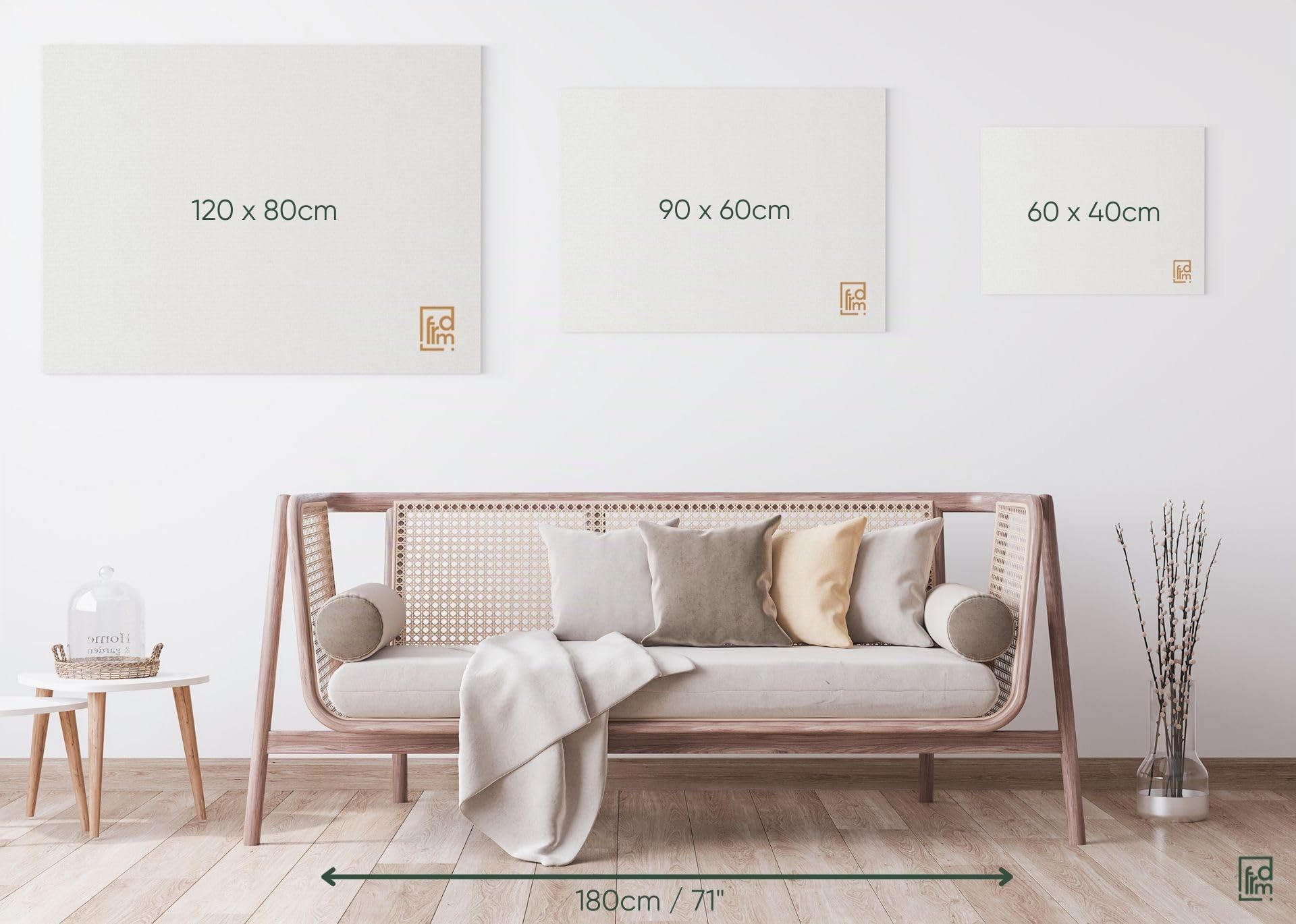 framed concept | Carte du monde avec épingles | décoration murale faite à la main avec 50 épingles dorées | idée cadeau originale