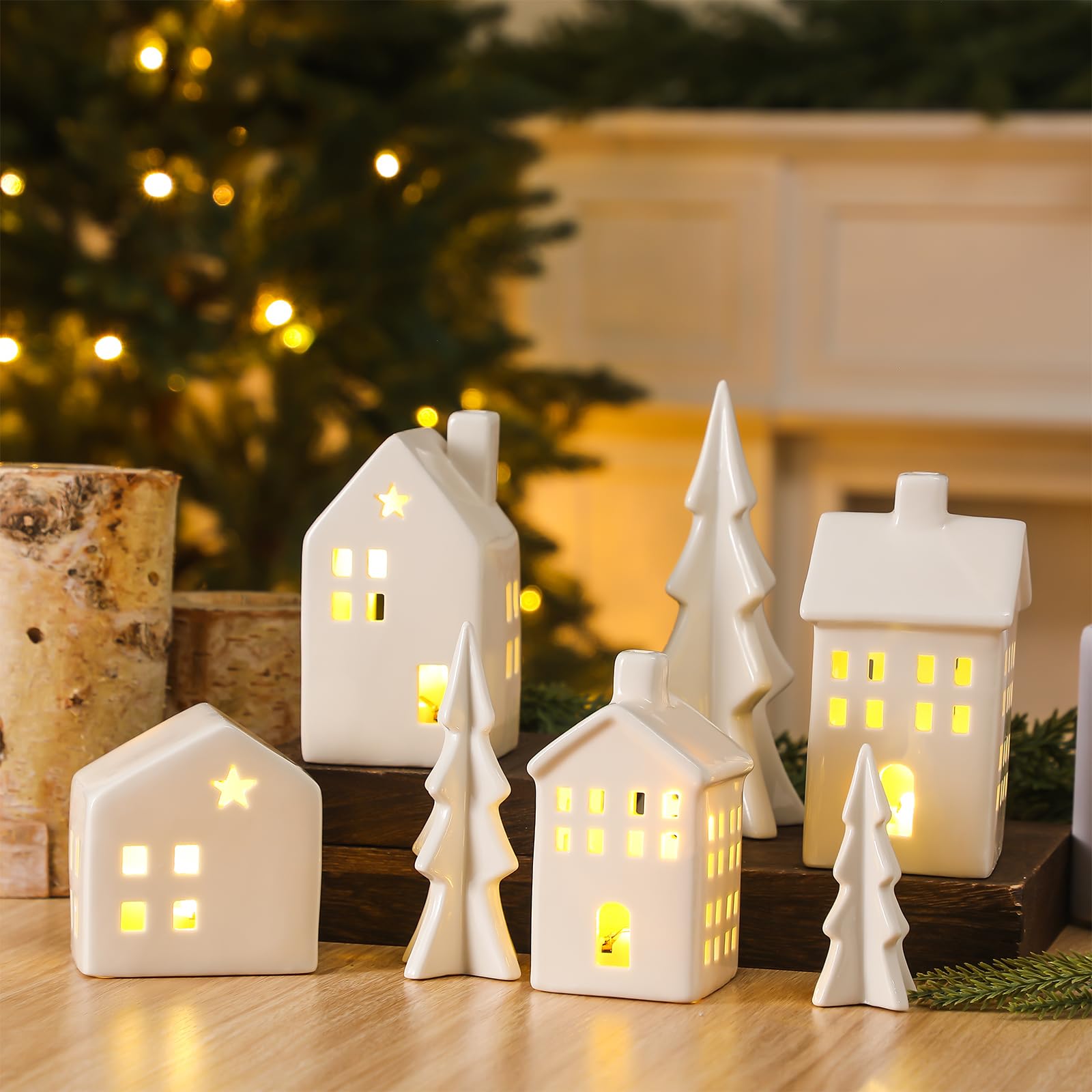 Newtay Juego de 7 piezas de cerámica de pueblo de Navidad, 4 luces LED, casas de pueblo de cerámica blanca con 3 árboles de Navidad, figuras de Navidad para casa de campo, rústico, interior, mantel