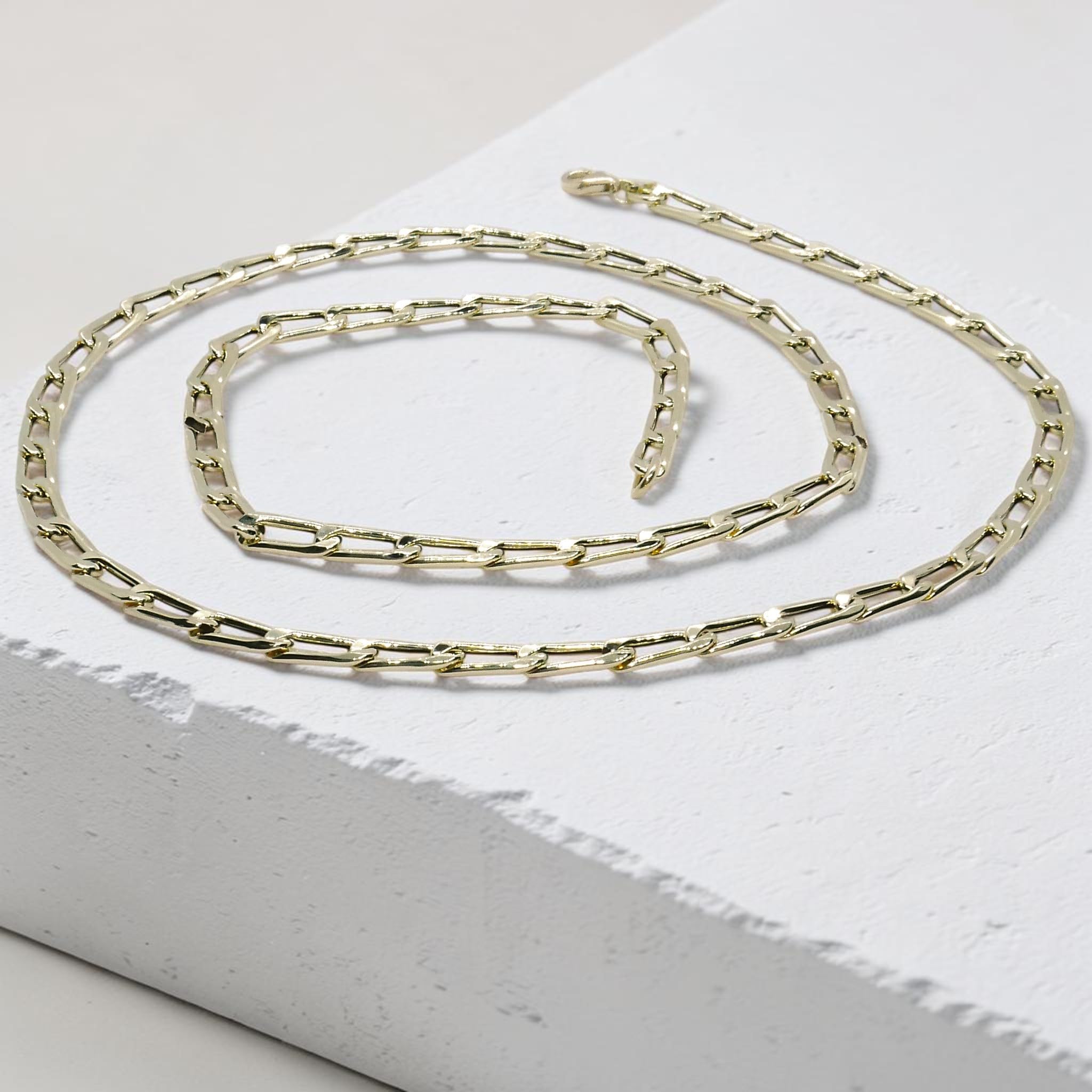 Never Say Never Collar de Oro 18k Hombre Forzado 60 cm – Cadena Elegante Ligera y Aparente de 4 mm – Oro Amarillo 18 Quilates