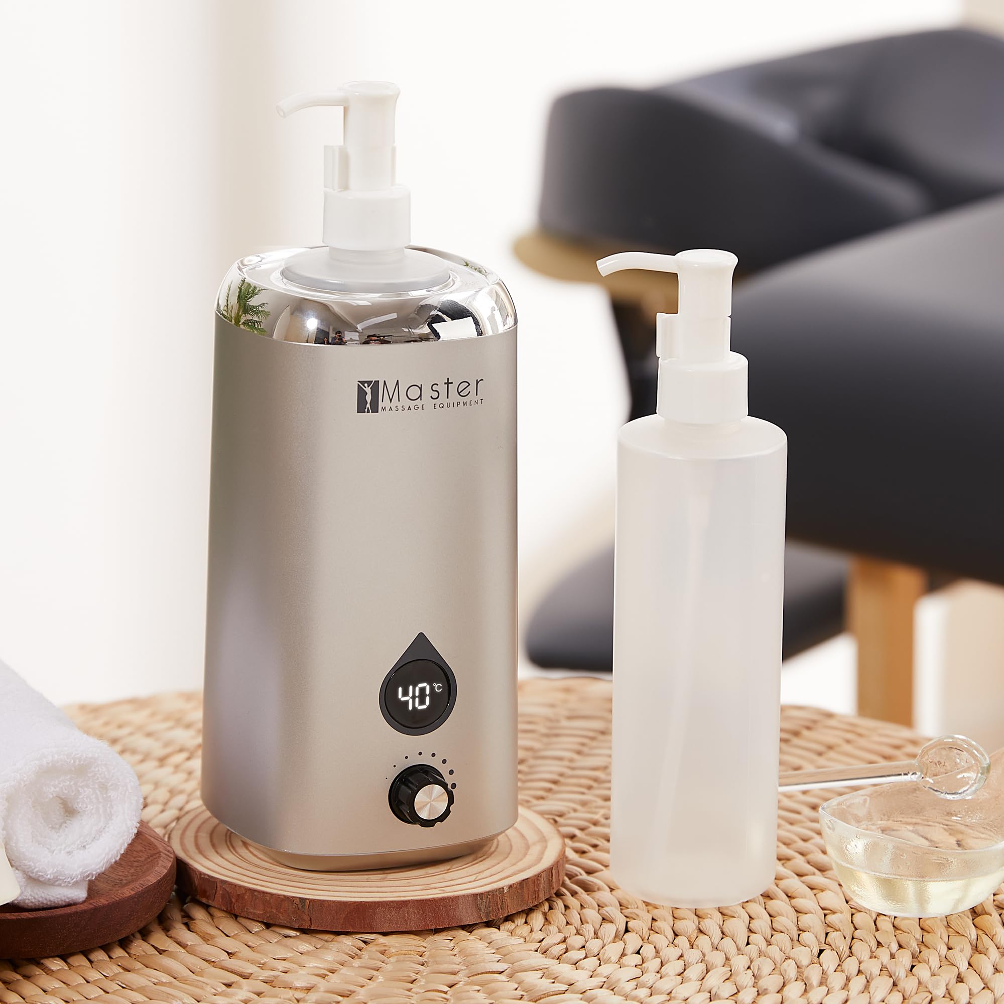 Master Massage podgrzewacz do butelek olejku do masażu z butelką z dozownikiem, z regulatorem temperatury, wyświetlaczem LED, pojedyncza butelka