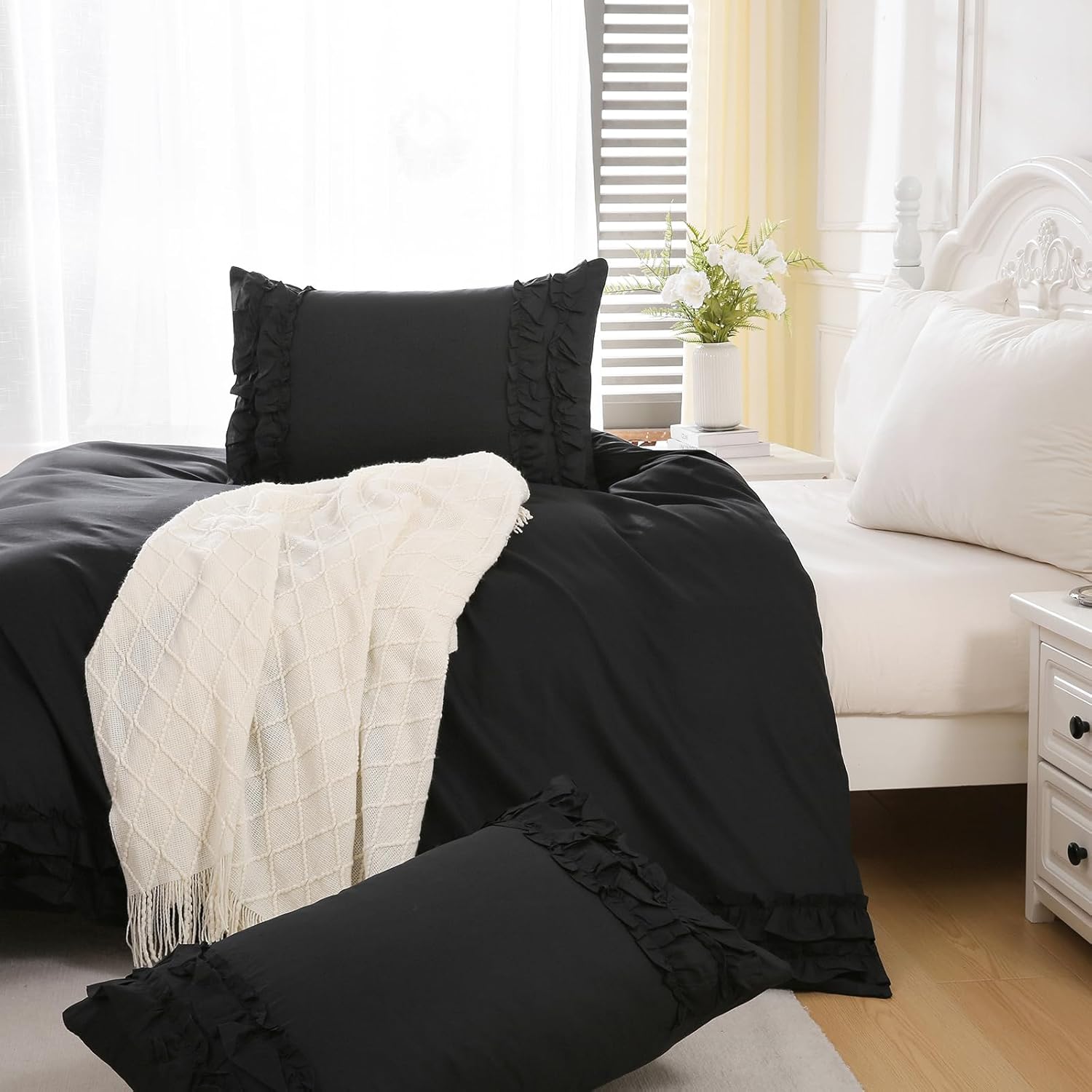 Merryword 100% Cotton Ruffled Duvet Cover Set Queen, Black Shabby Chic Farmhouse Bedding Set French Country Cute Comforter Cover