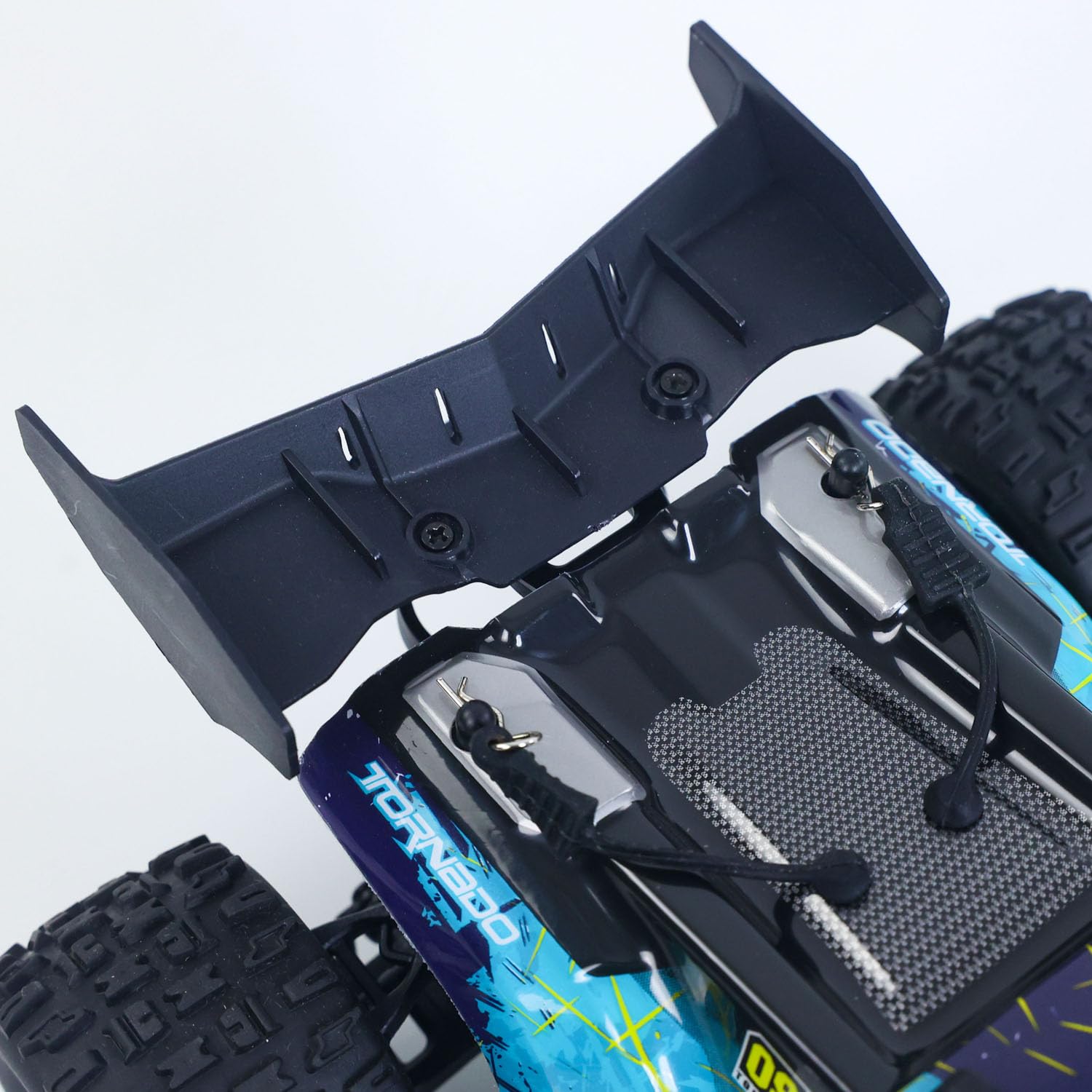 TOUCAN RC HOBBY Lager in Deutschland SCY 18101 Muti-Terrain 1:18 2,4-GHz-Sync-Fernsteuerung Offroad-Fahrzeug mit PVC-Karosserie, elektrischem Antrieb, großen Reifen, Wheelie-Bar und LED-Beleuchtung