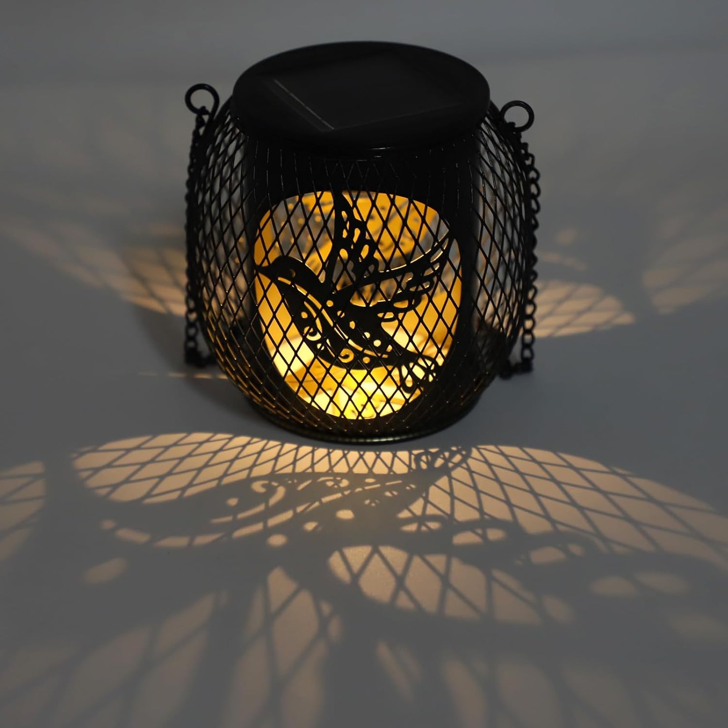 Pilipane Solar Lantern High Brightness Outdoor LED Hanging Light for Garden Courtyard