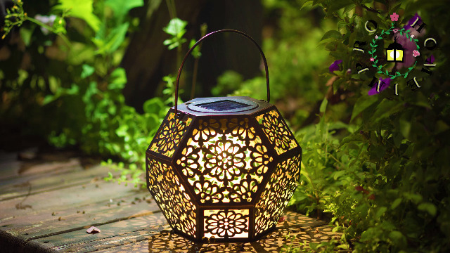 Lámpara Solar Colgante FILLE De Cristal: La Bombilla Decorativa Que Ilumina Tu Jardín Sin Electricidad