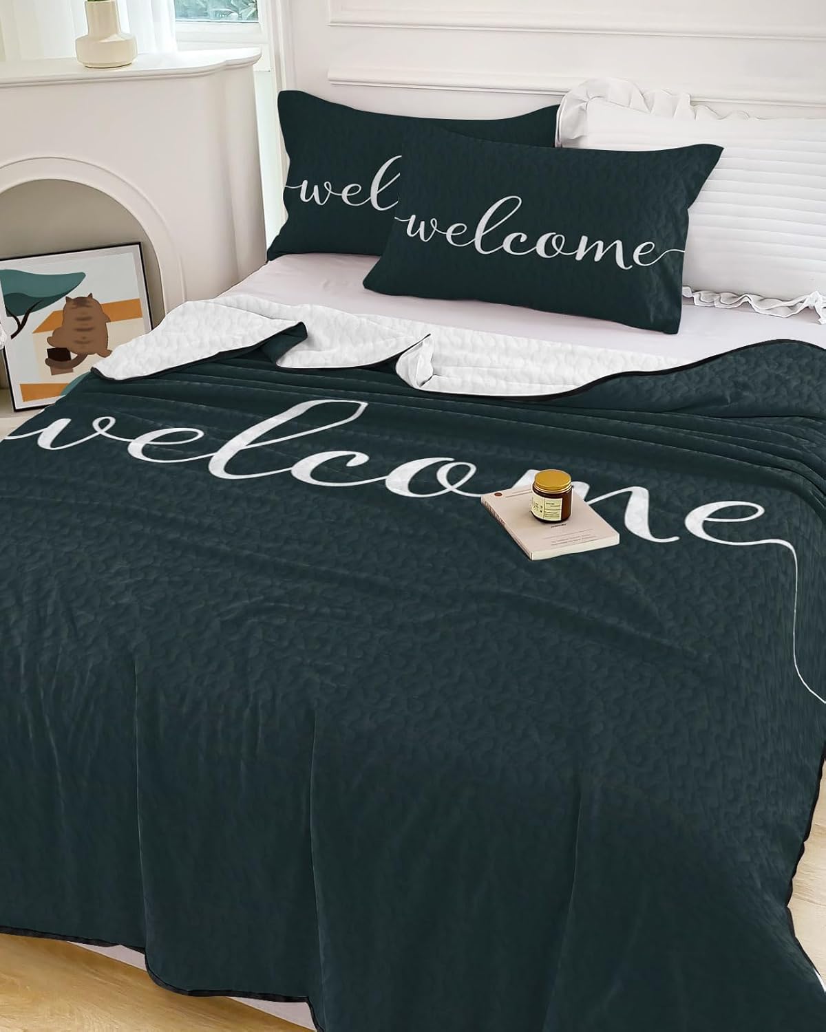 Queen Size Quilt Set, Welcome Words Lightweight Bedspread Coverlet Set Soft Microfiber Summer Quilt with 2 Pillow Shams, Gradient Black Background 3 Piece Comforter Bedding Set