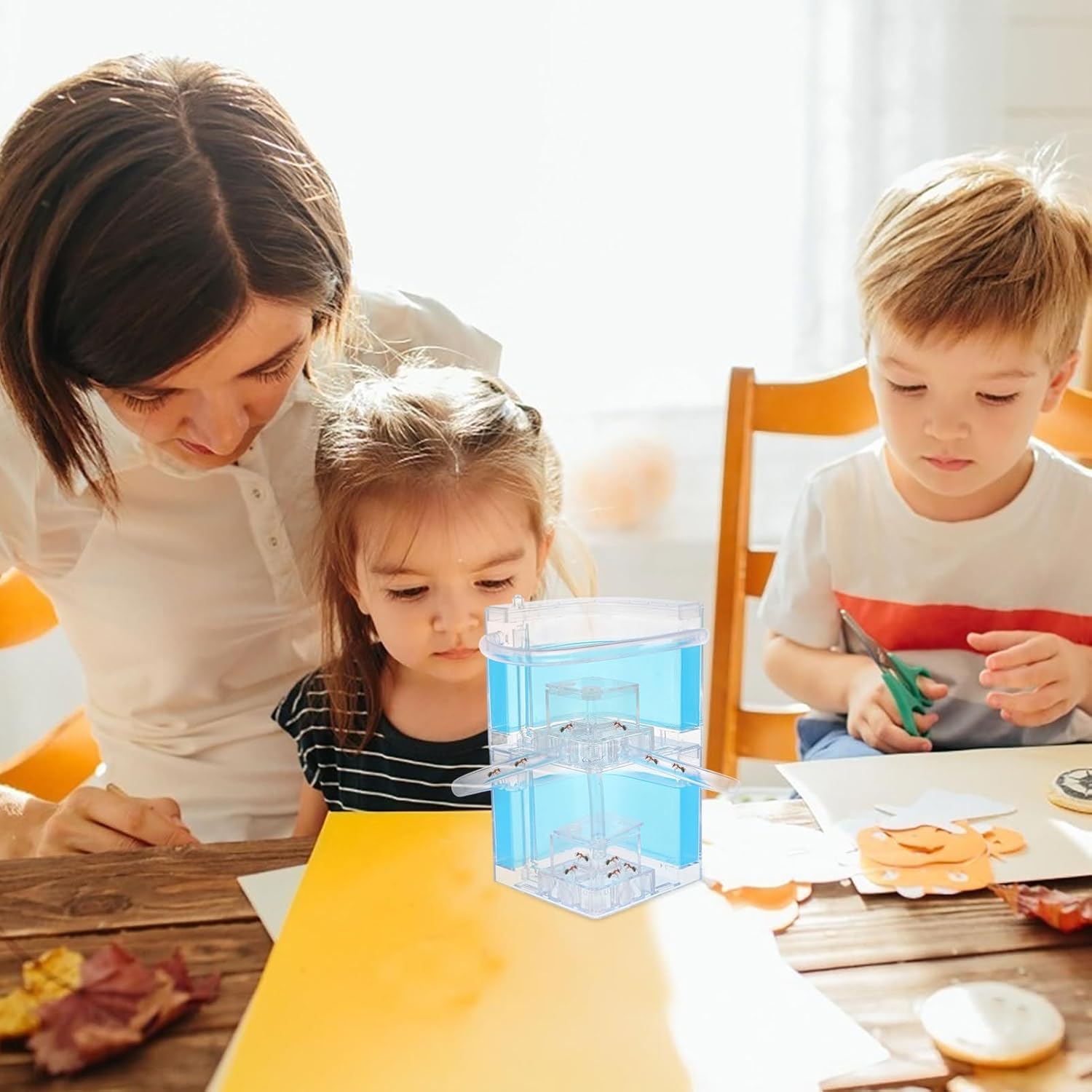Milisten Ant Nest Observation Box Dual Ant Castle Habitat for Educational Science Experiments Made of Safe Plastic for Boys and Girls and Enthusiasts Sparks Imagination and Motor Skills