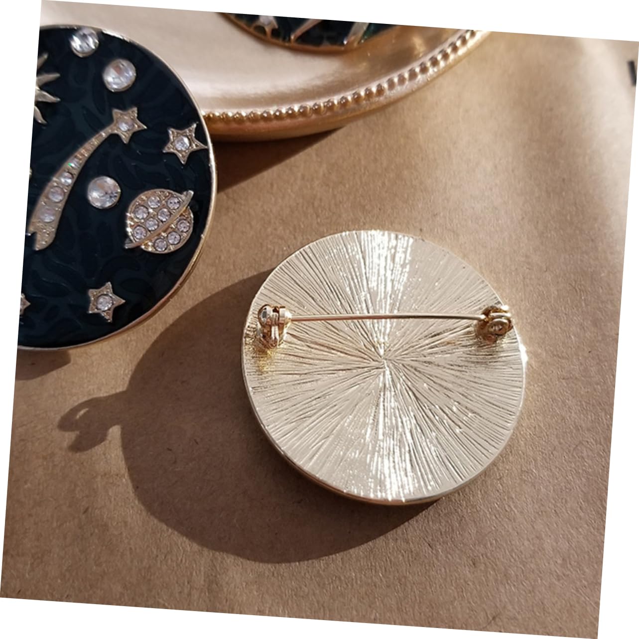 GALPADA 15piezas Broche Decorativo Para Ropa Accesorio De Moda Diseño De Galaxia Broche De Sol y Estrellas Para Celebraciones y Uso Diario