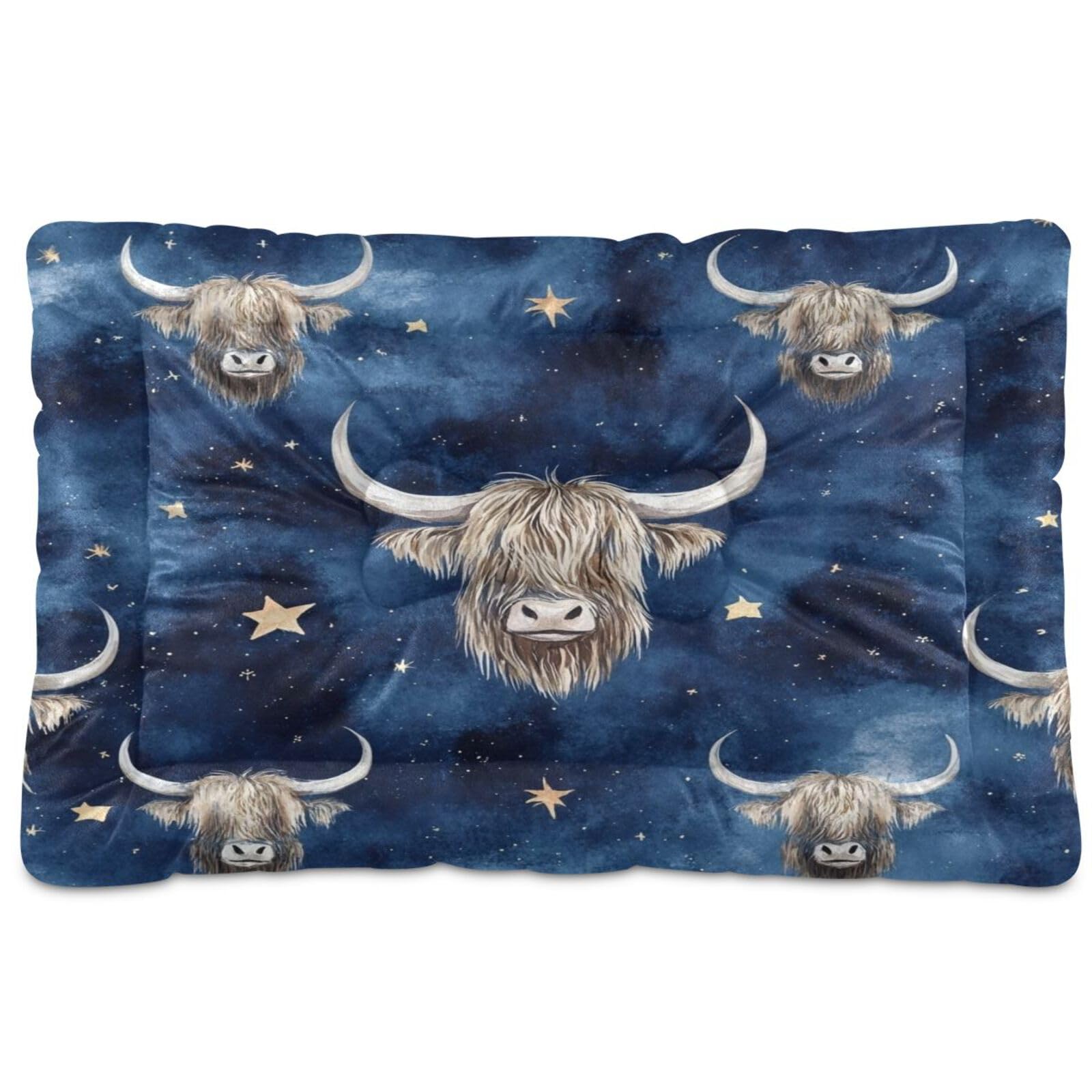 Ewusp Highland Cow Calming Dog Bed for Small Medium Large Pets Washable Dog Crate Mattress Soft and Cozy Pet Bed Floor Pad with Anti-Slip Bottom 60x46x4.5 cm