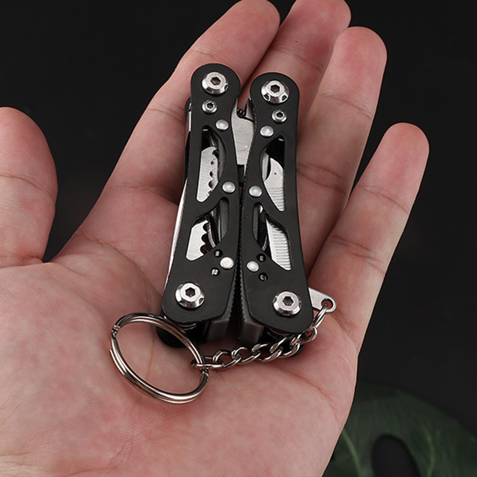 Mini Pinze Multifunzionali, Materiale in Acciaio Inossidabile Impermeabile, Design Pieghevole 14 Funzioni con Portachiavi Adatto per Attività All'aperto, Campeggio, Escursionismo(Nero