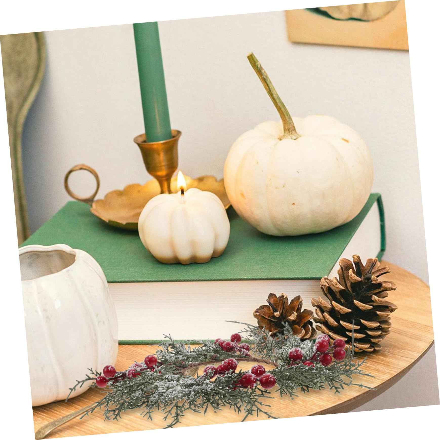 4 Piezas Anillos de Vela Navideños Artificiales con Bayas Rojas Pino para Candelabros de Pilar y Velas de Té Decoración Ligera y Reutilizable para Centro de Mesa Navideño