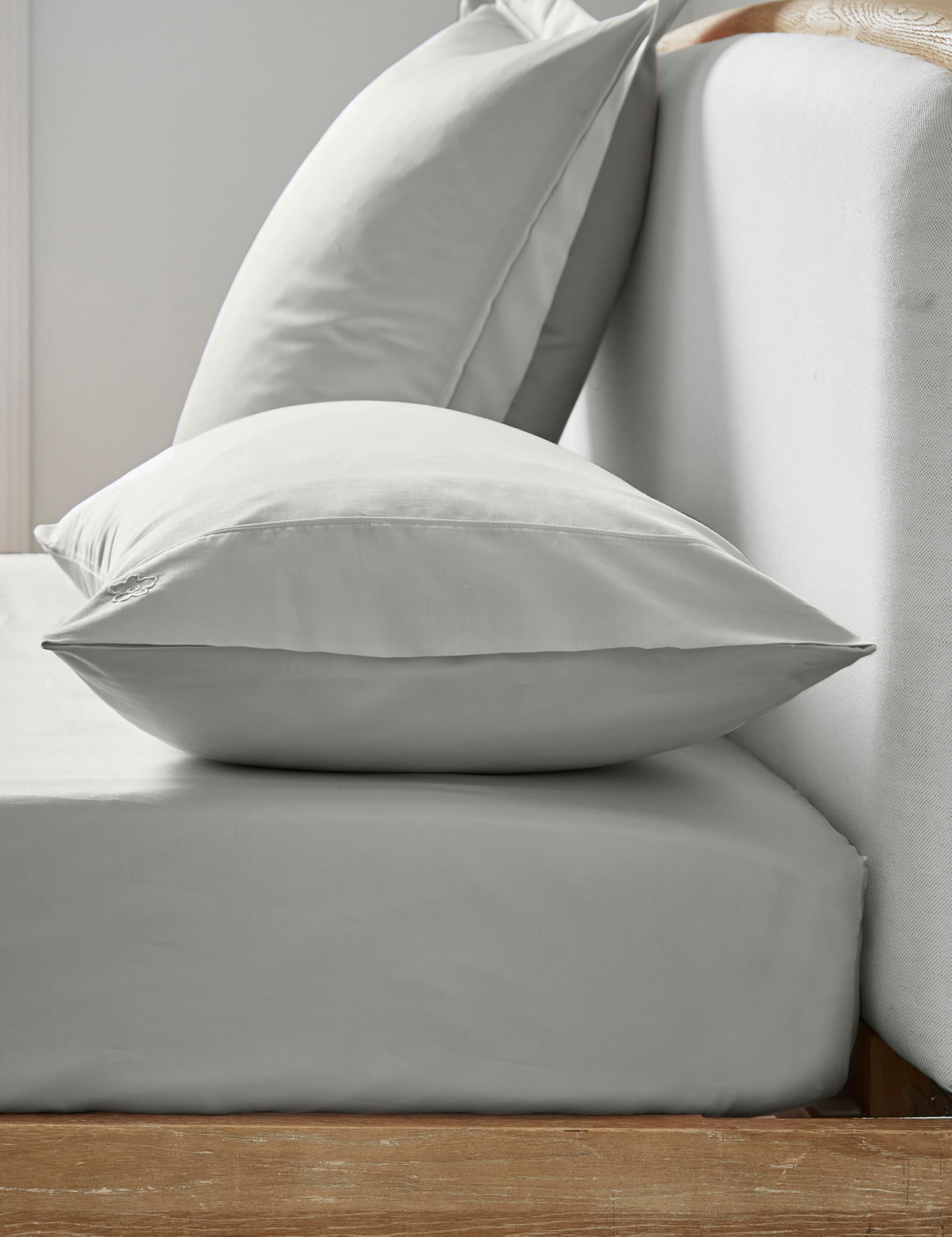 Ted Baker Plain Dye Fitted Sheet Silver