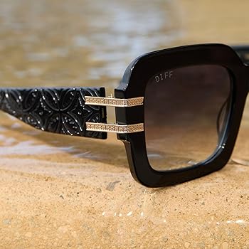 Fellows!(Q)「Q.E.D.」 KleenGuard V40 Hellraiser Safety Eyewear - Eye Protection
