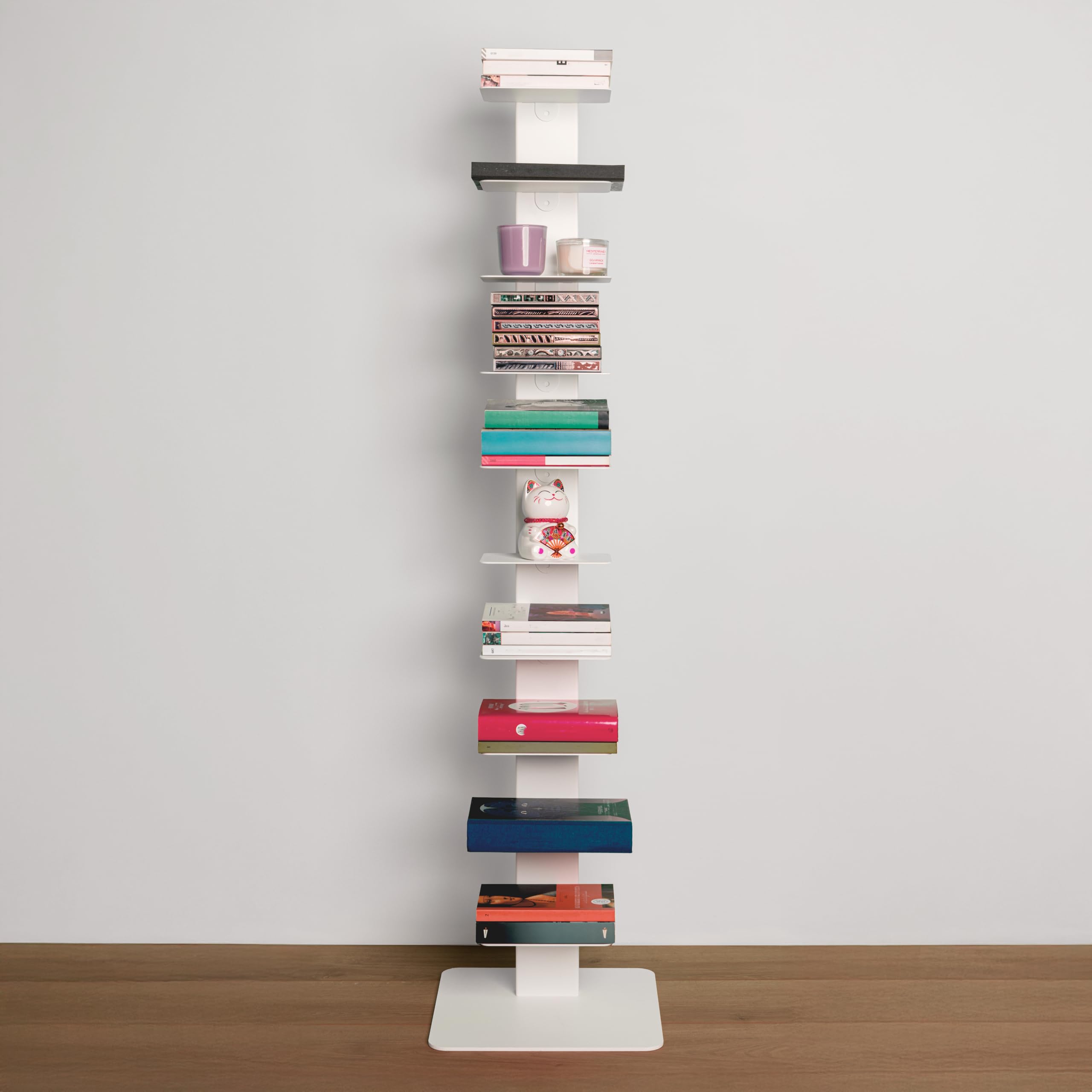 STEELNOVO | Beatrice, Libreria Verticale Salvaspazio con 10 Ripiani, Altezza 150 cm, Libreria a Colonna in Acciaio Verniciato Moderna, Scaffale da Terra Colore Bianco, Soggiorno, Studio, Made In Italy