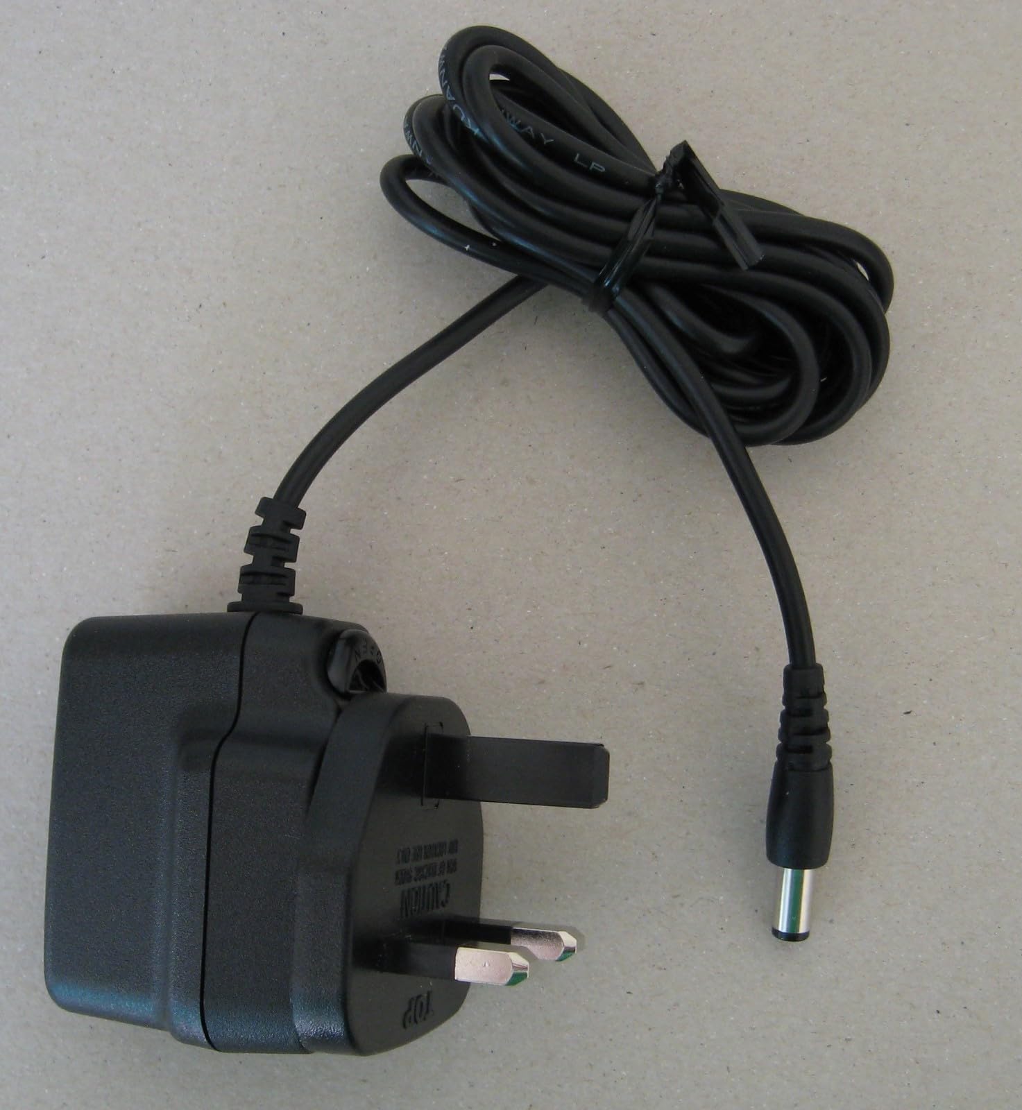 Power Supply 12V DC 500mA 0.5A Mains Adapter AC-DC PSU 6W Charger, 2.1mm Output Plug, Universal Worldwide Input UK Europe America Australia International 100V-240V, PowerSolve PKS06-12-01