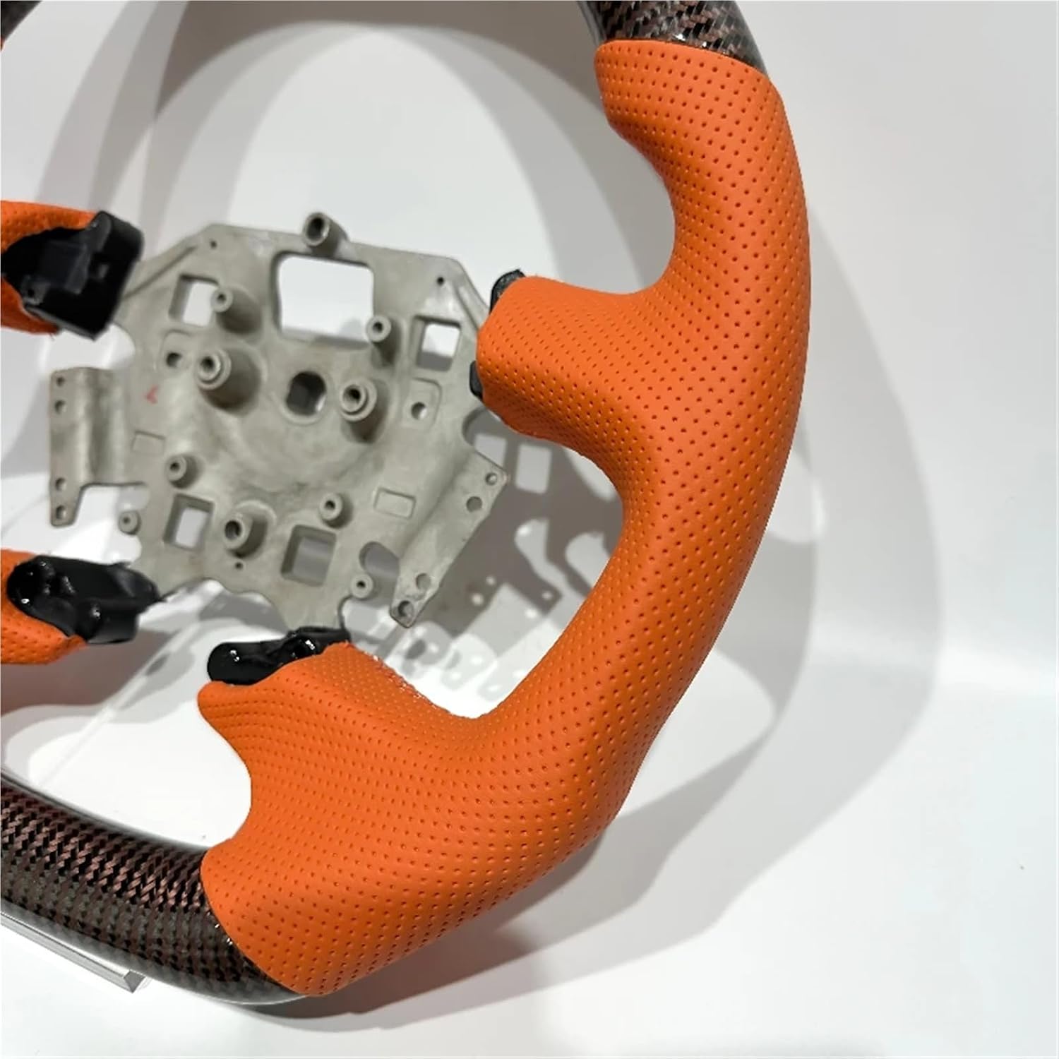 Car Accessories For Falcon FG FGX XR8 Coffee Carbon Fiber Steering Wheel For Ford Xr6 Fg Mk2 Perforated