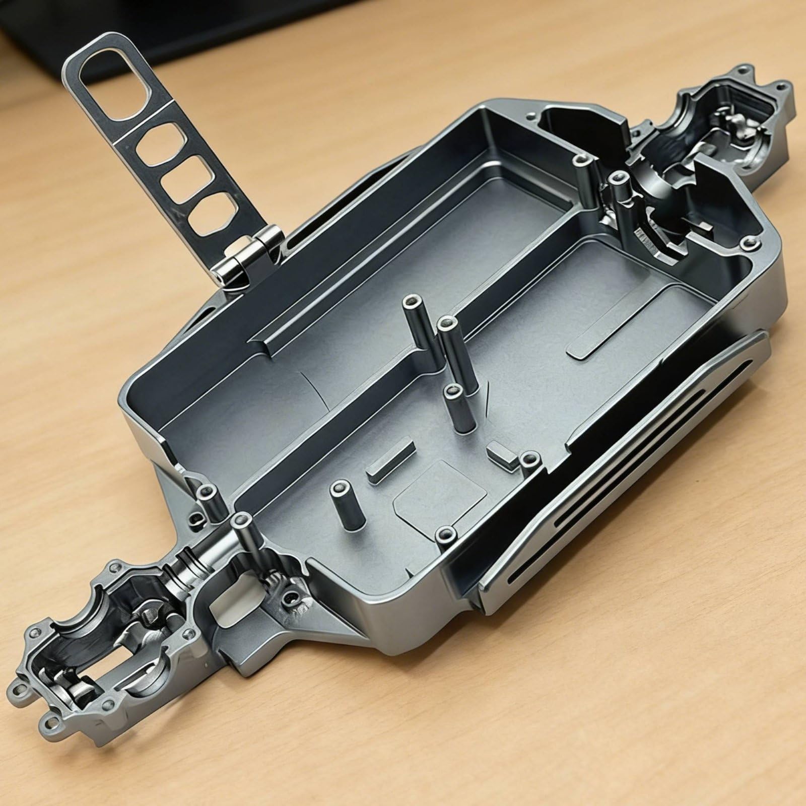 Chasis para Coche RC Bastidor Placa Inferior Base de Montaje de Metal Resistente al Desgaste con Mecanizado Preciso Mejora la Alineación de, Dorado