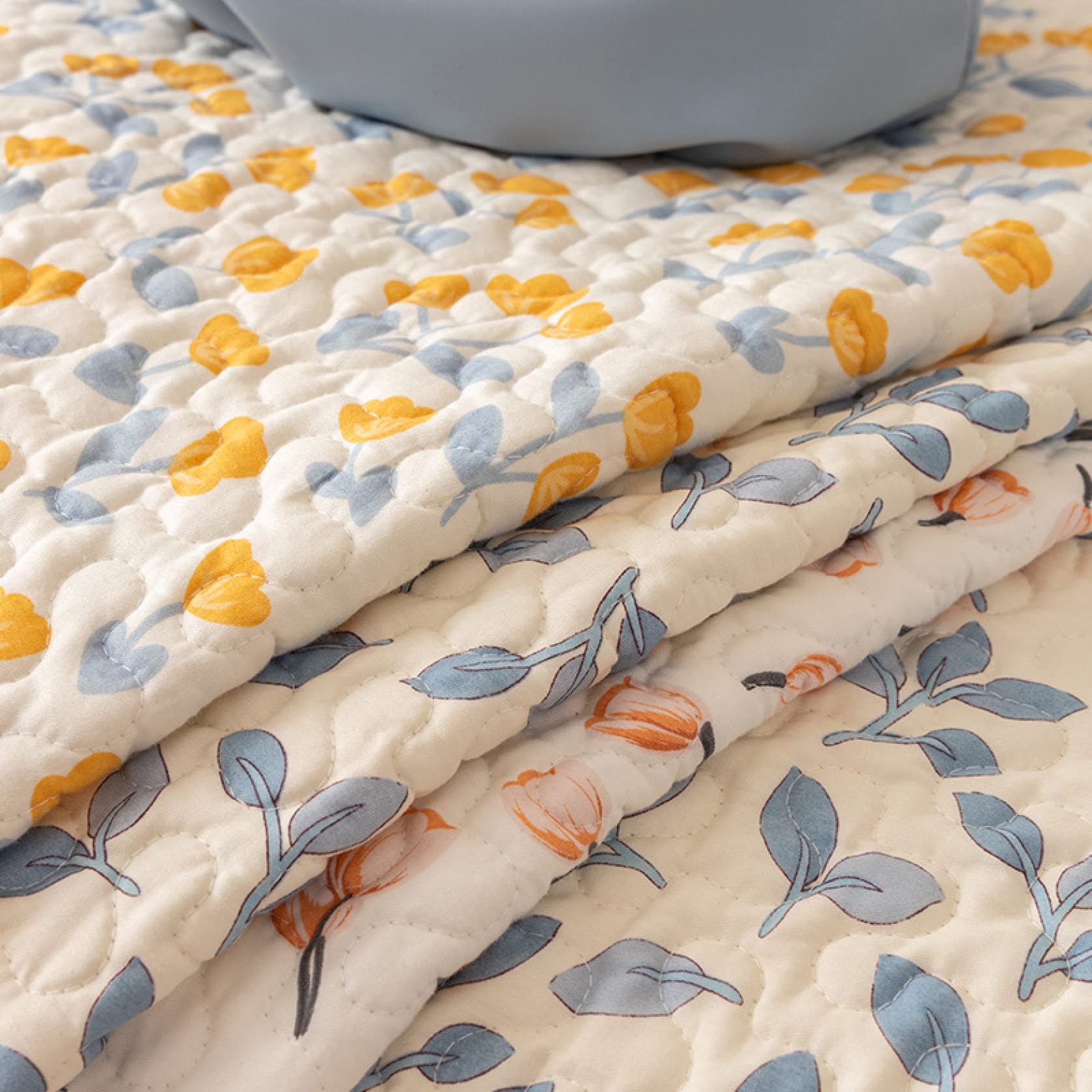 Amazon｜マルチカバー フリル付き 100 綿 ベッドカバー キルティング