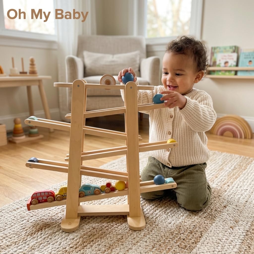 Große Kugelbahn aus Holz von Oh My Baby, Murmelbahn-Set, inklusive 9 Autos und Spielzeugbälle. Kugelbahn für Kinder ab 1 Jahr, Größe: 57 x 60 cm, FSC Lindenholz