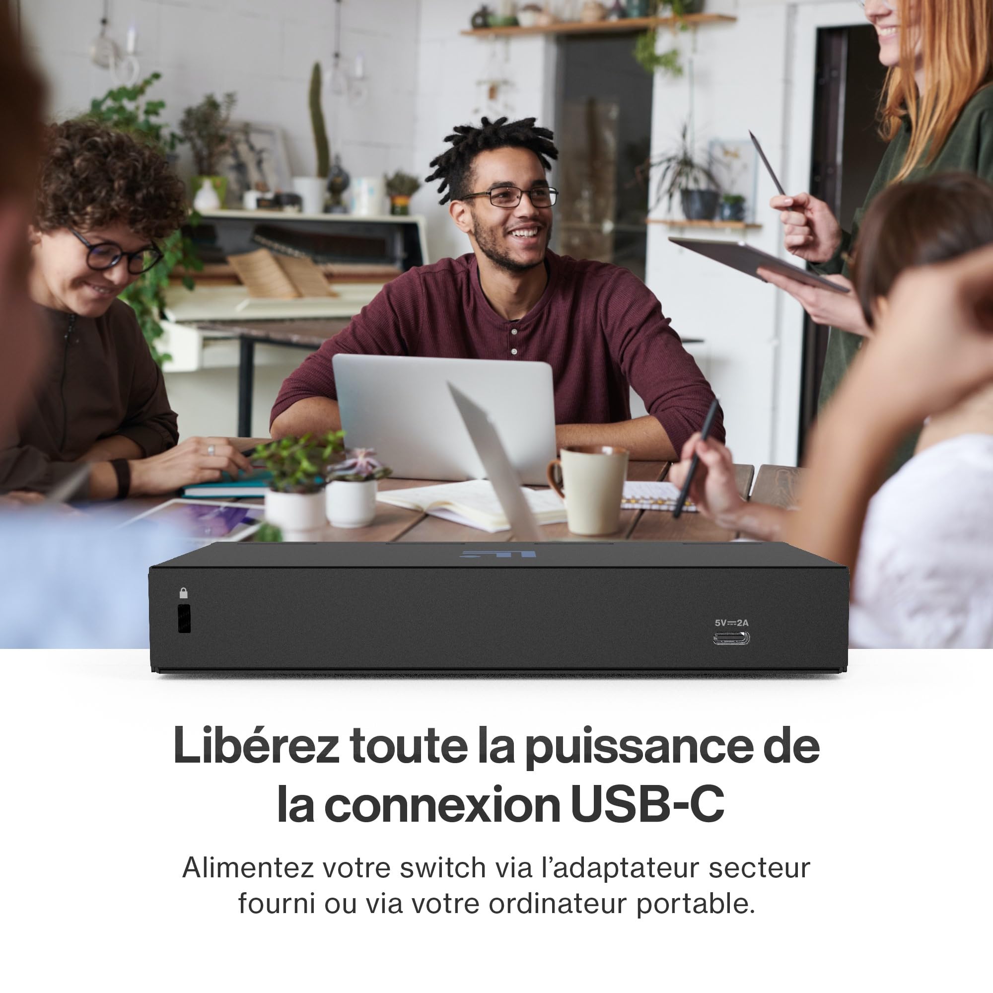 Linksys Commutateur Non géré Multi-Prises 5 Ports 2,5 G | Ethernet économe en énergie | Contrôle du Flux Duplex intégral | Idéal pour Les Petits Bureaux et Les Bureaux à Domicile avec Design sans