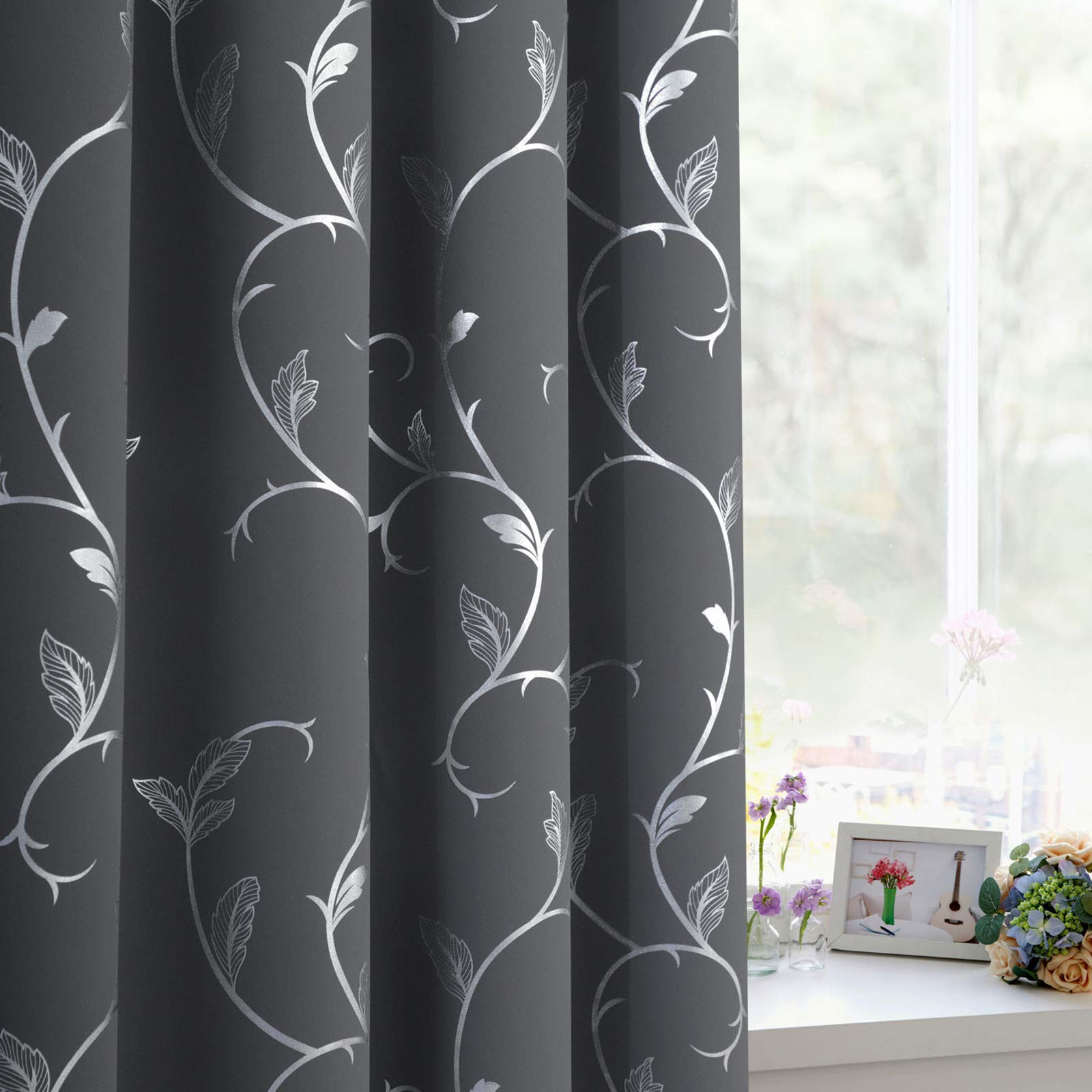 Amazon｜BUHUA グロメット遮光カーテン 断熱カーテン シルバーフラワー