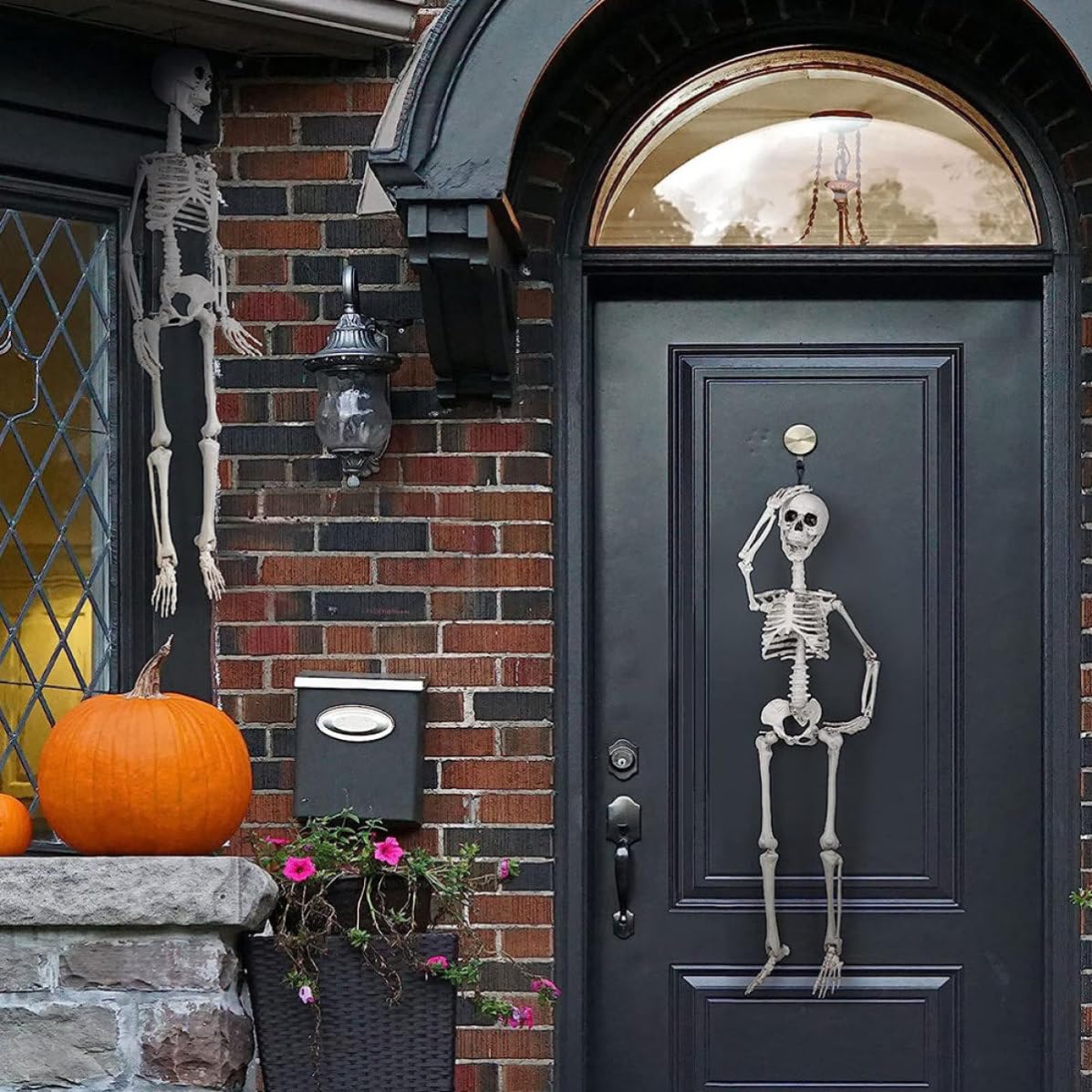 Kichvoe 2 Piezas Figura de Esqueleto de Plástico Blanco Resistente para Ambientación de Halloween Diseño Clásico y Simulación Realista, Adecuado para Accesorios y Ambientes Góticos