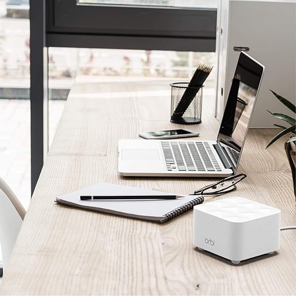 NETGEAR RBK12 100UKS Orbi Whole Home Mesh Sistema di rete Wi Fi velocit massima di 12 Gbps per case fino a 185 mq versione solo per UK