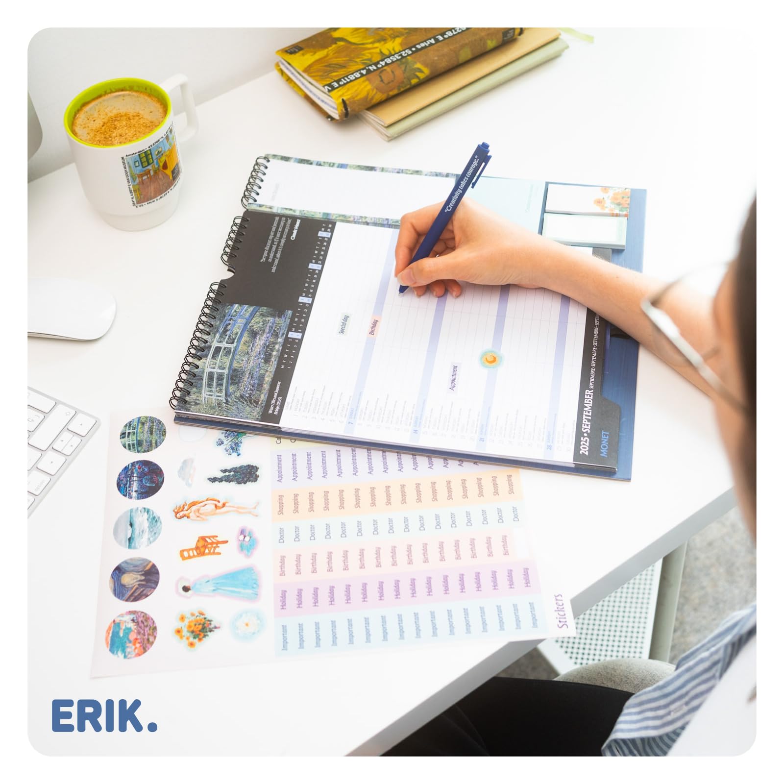 Grupo Erik Calendrier Art Planificateur Mensuel 16 mois Septembre 2025 à Décembre 2026 Familial avec Crochet