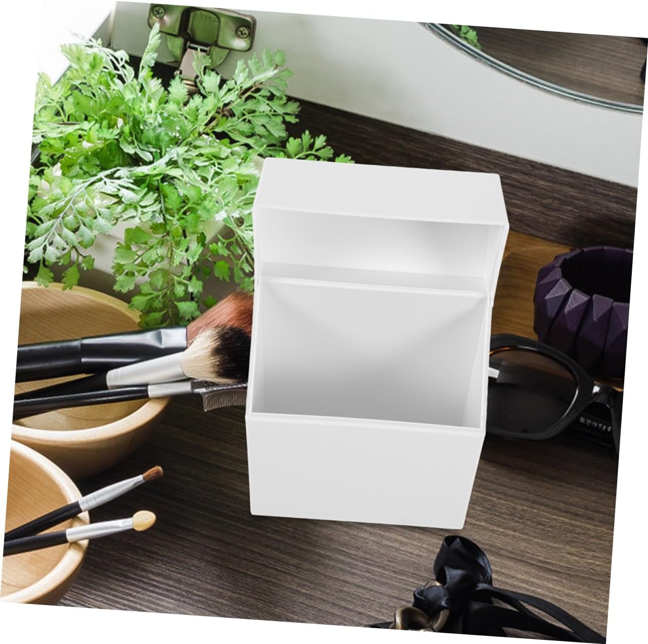 Small Plastic Organizer for Hairpins Beads and Accessories Portable Storage with Flipping Lid for Home