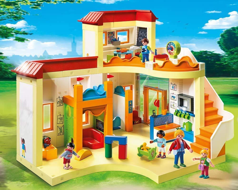 PLAYMOBIL City Life 5567 Kita Sunshine mit beschriftbarer Tafel und Uhr mit verstellbaren Zeigern, ab 4 Jahren [Exklusiv bei Amazon]