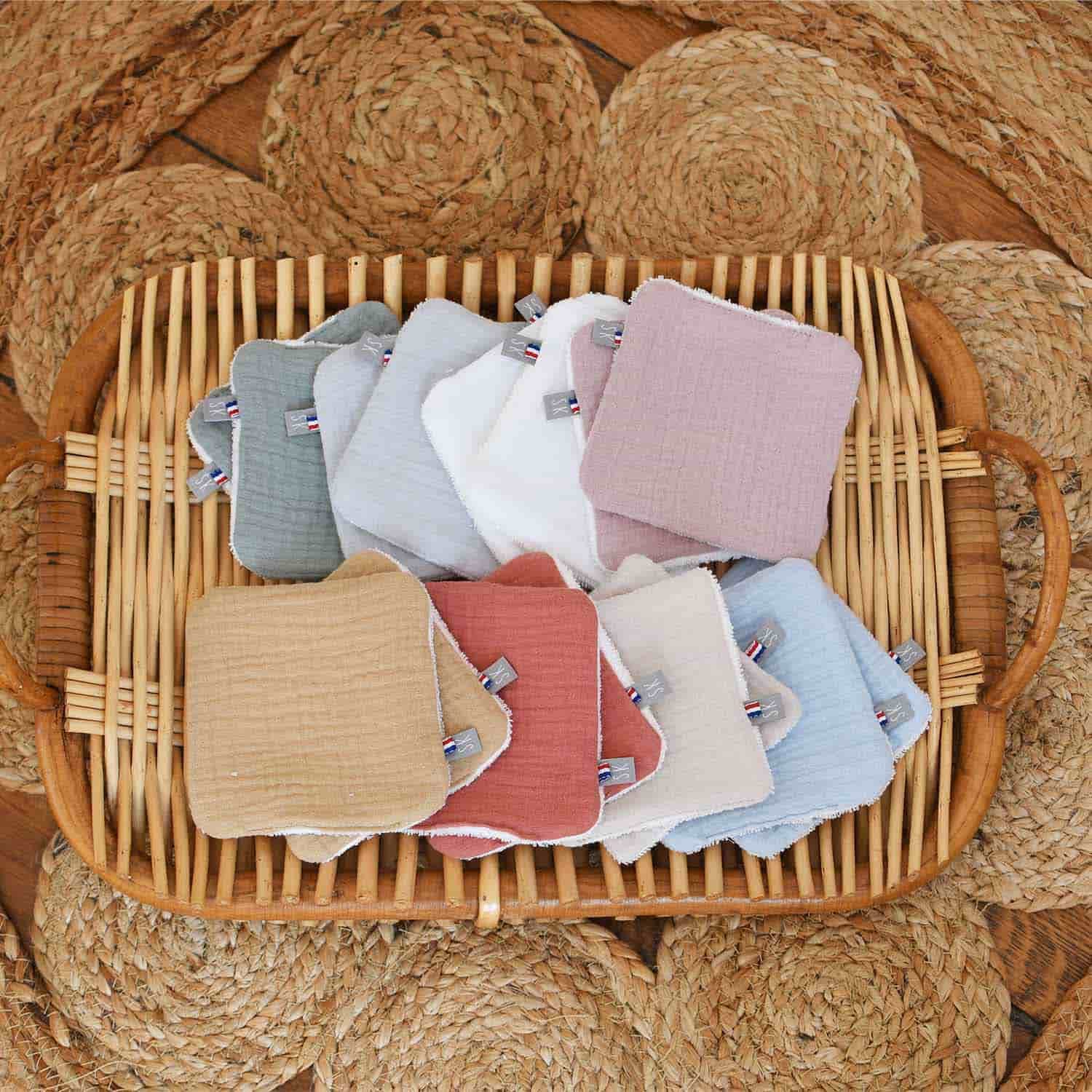 SEVIRA KIDS - Pochon distributeur et ses 8 lingettes lavables, Jeanne - 22x12x12 cm Made in France