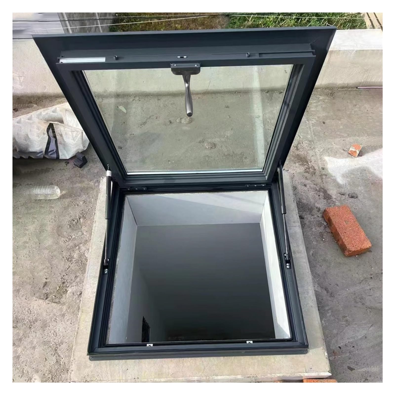 Lar Egress - Luz de techo plana de aluminio con doble capa templada, escotilla de acceso para áticos/habitaciones de sol (60 x 85 cm / 23.6x33.5in)