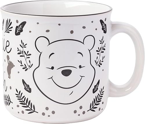 Silver Buffalo Disney Winnie the Pooh - Taza de cerámica con diseño de hojas de otoño, 20 onzas Azul/Blanco,Taza de cerámica para caravana (20
